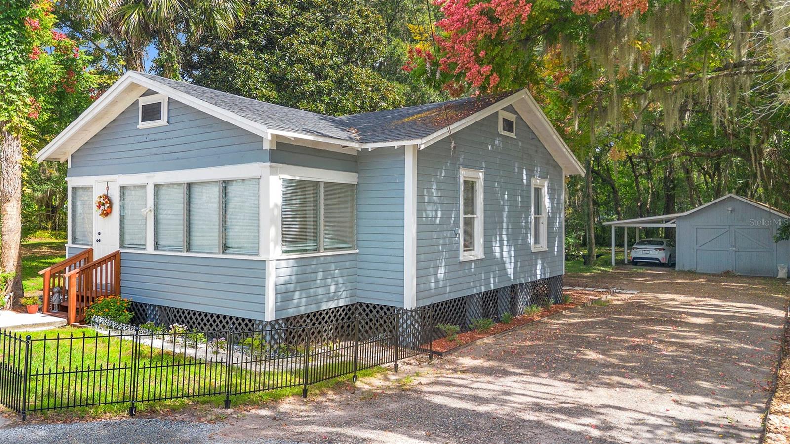 135 S ARLINGTON AVE