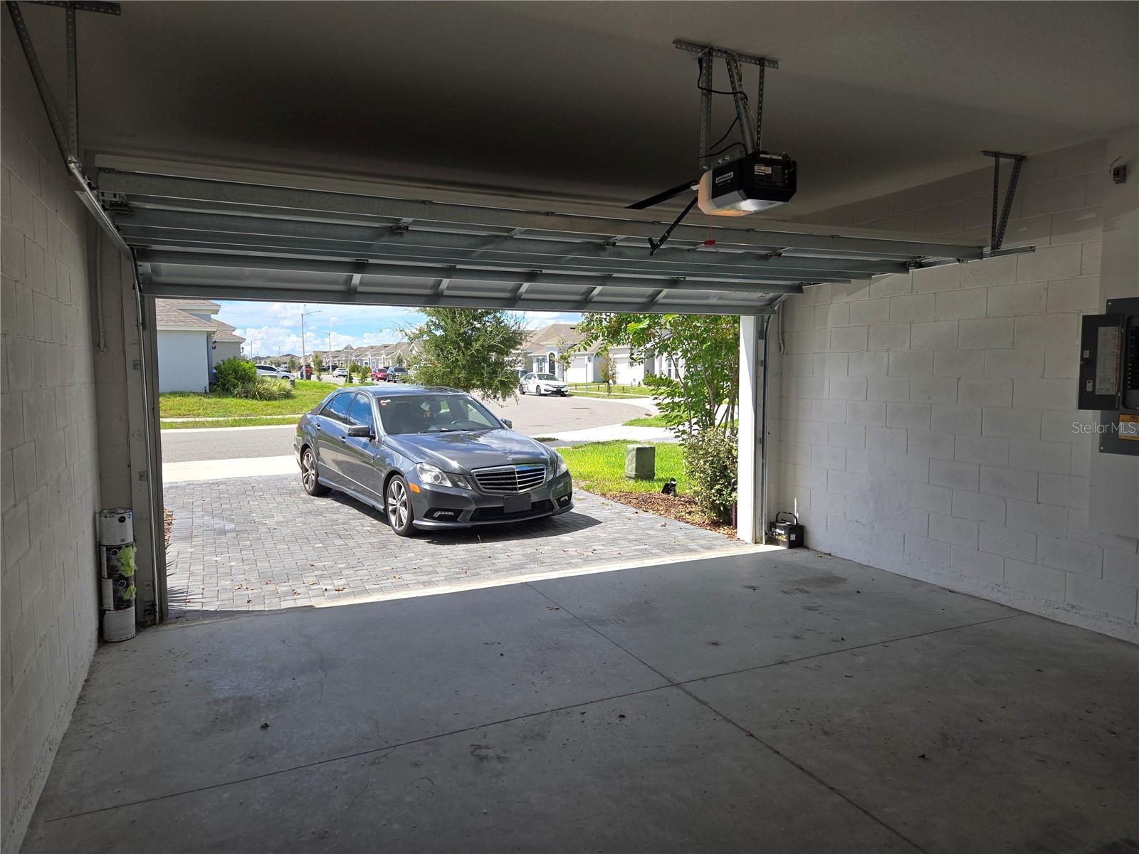 Garage - 1225 TUPELO TRL, HAINES CITY