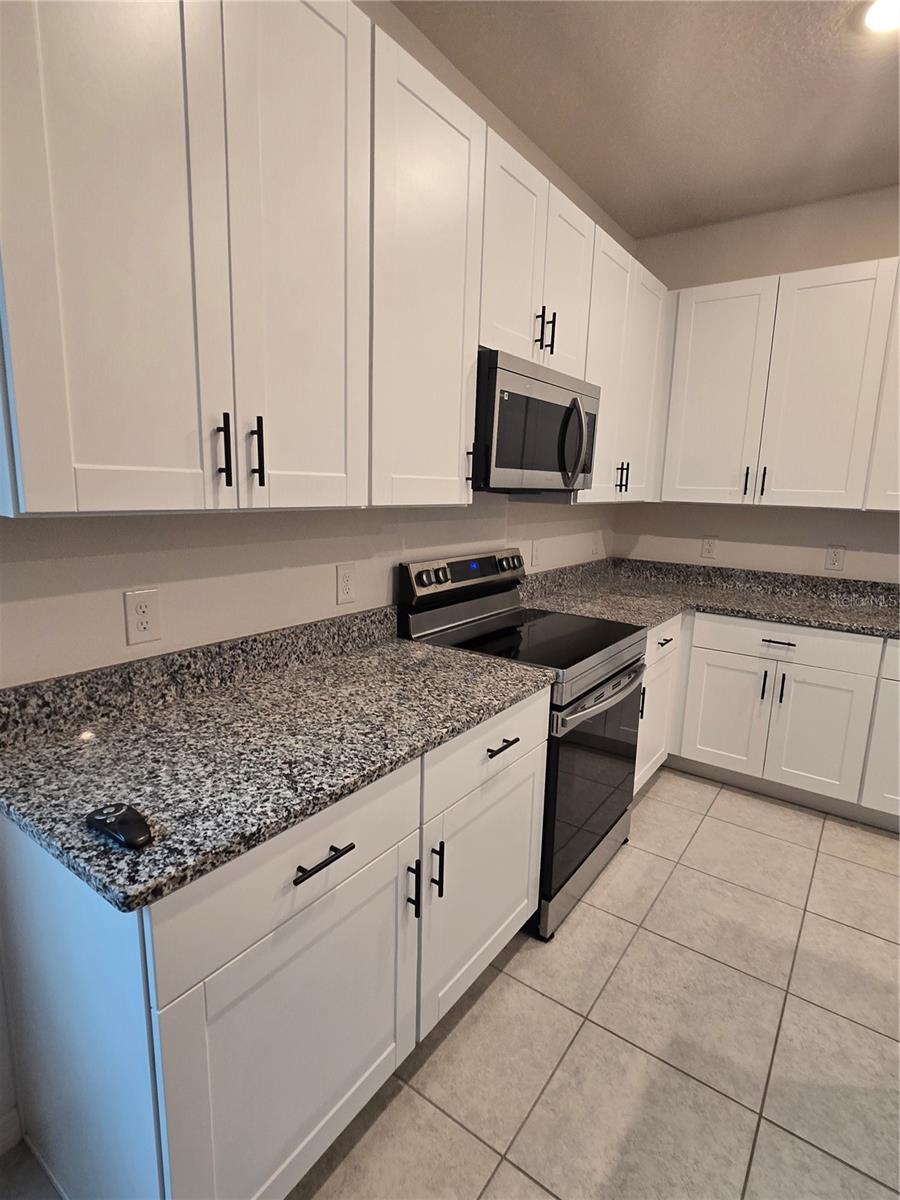 Kitchen - 1225 TUPELO TRL, HAINES CITY