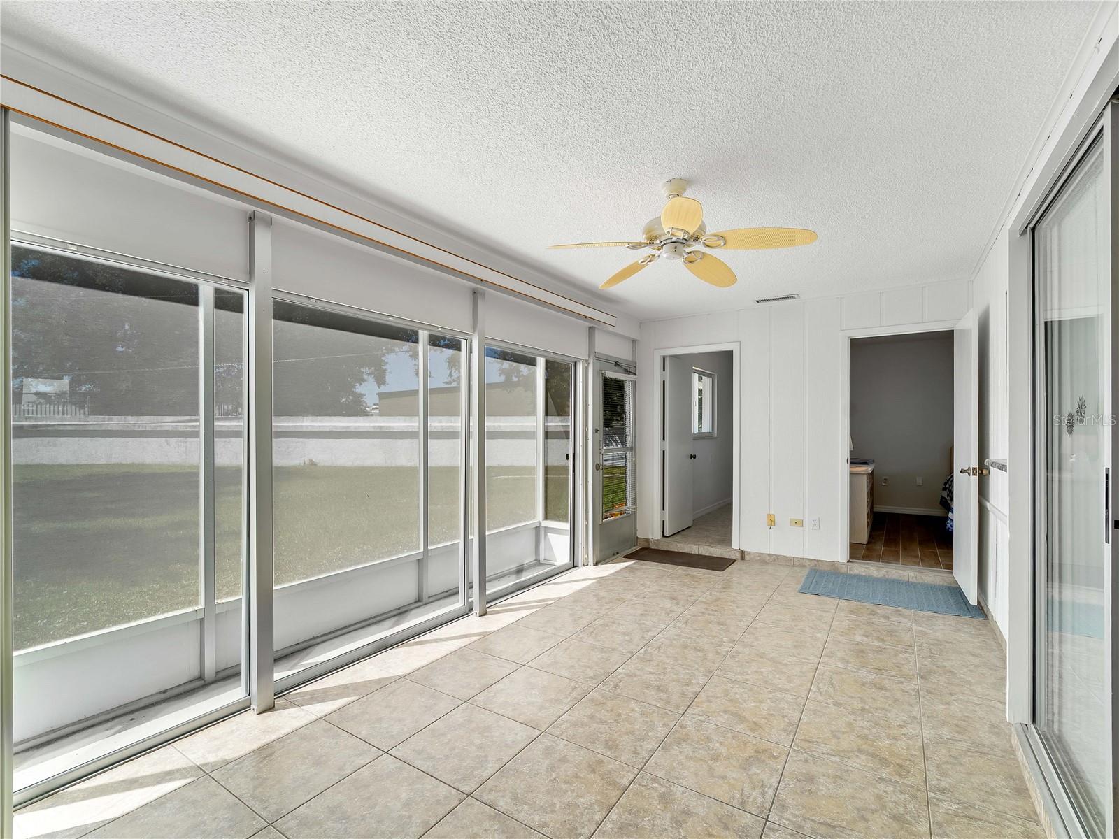 Villa at 52 CIRCLEWOOD DR #A1-2, VENICE, photo 18 of 37