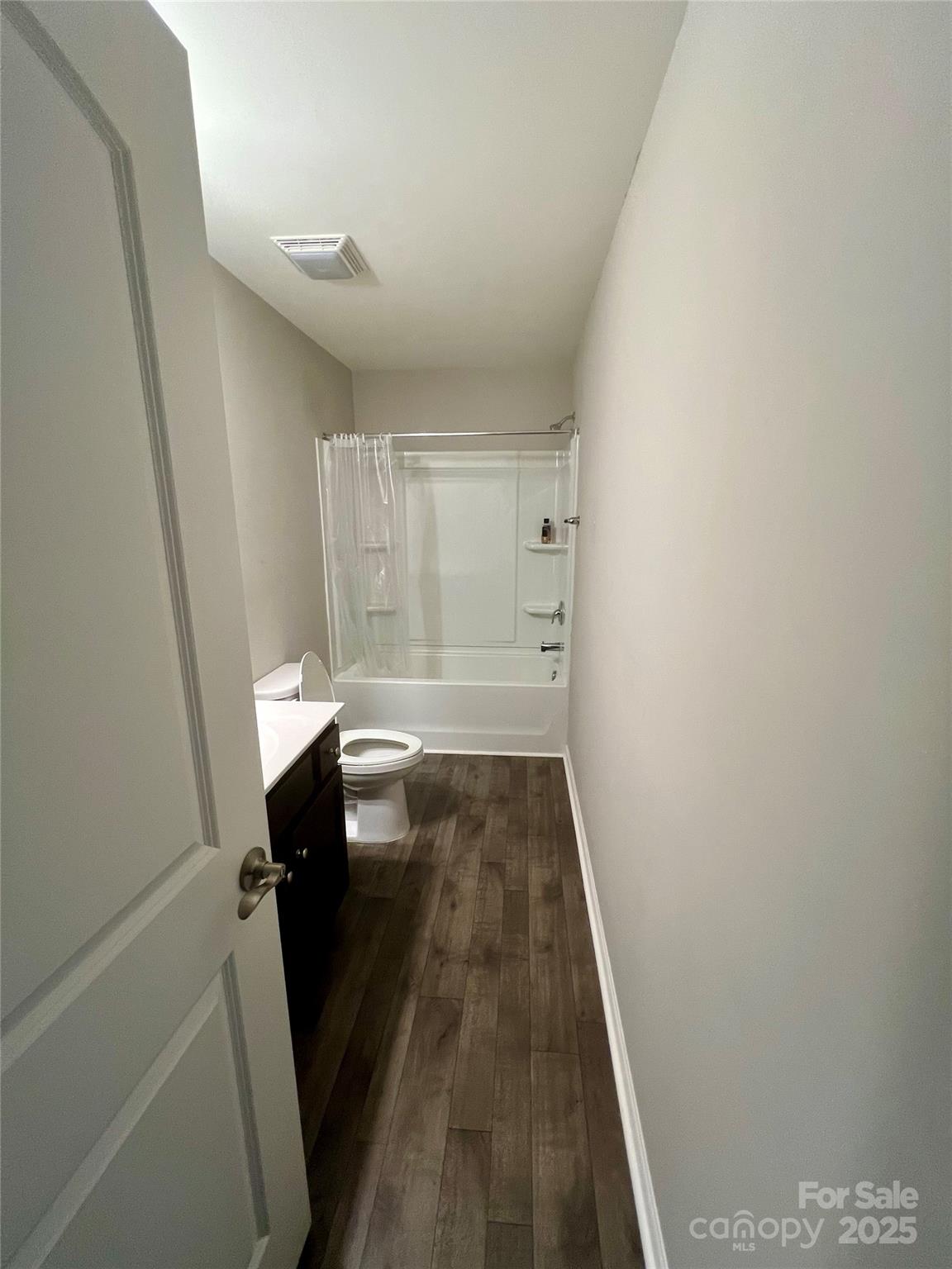 Single Family Residence at 404 Brannon Meadows Drive, York, photo 9 of 12