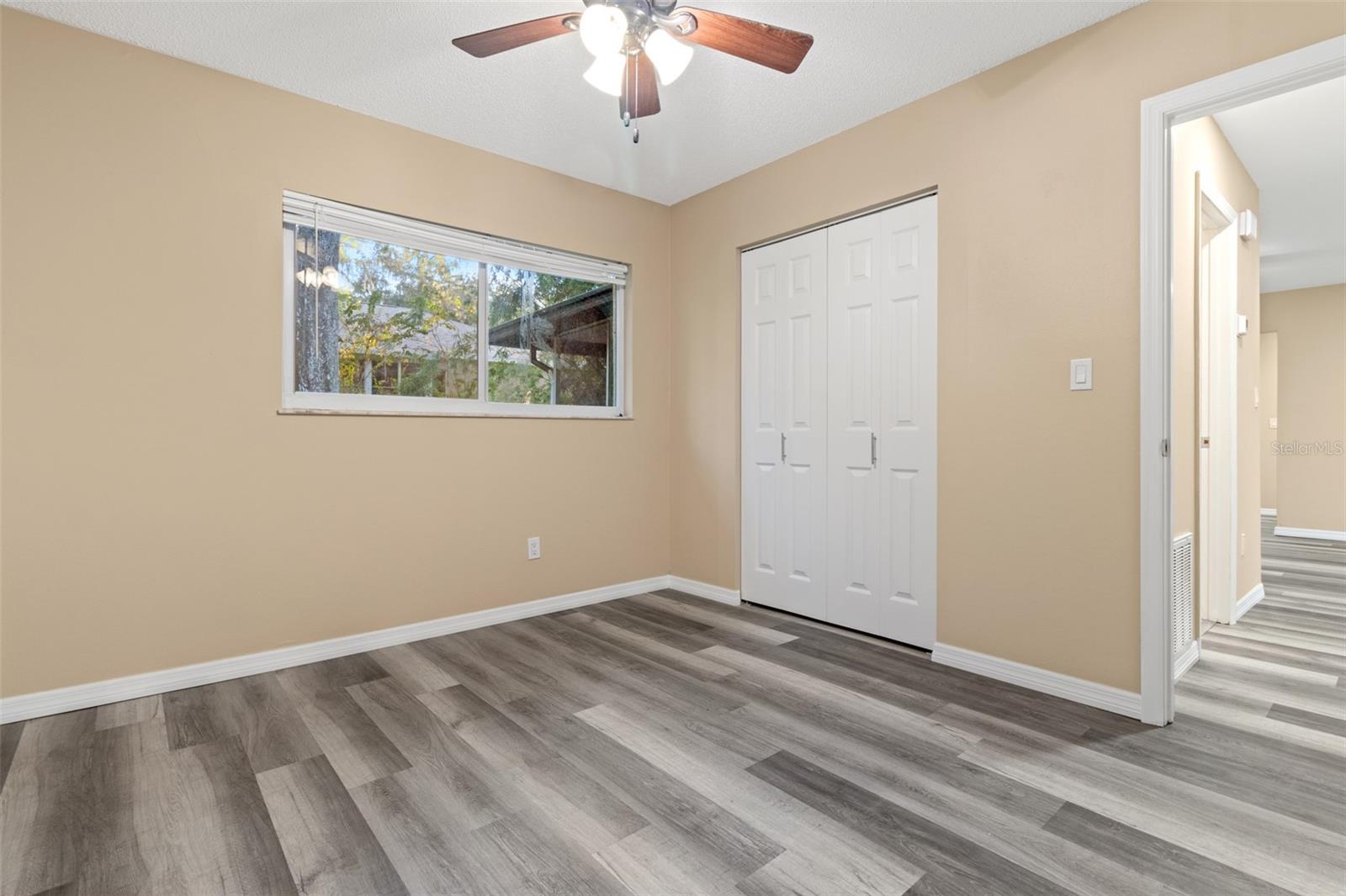Single Family Residence at 609 HOLLEY ST, BROOKSVILLE, photo 9 of 27