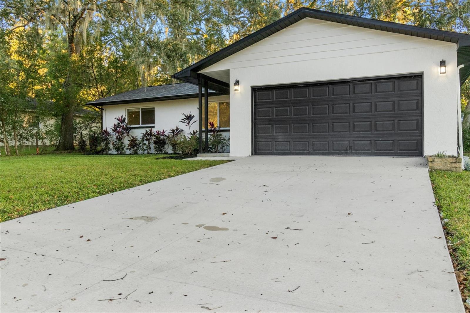 Single Family Residence at 609 HOLLEY ST, BROOKSVILLE, photo 26 of 27