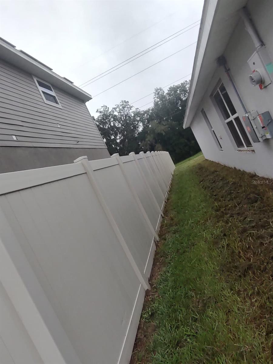 Single Family Residence at 823 CHINOY RD, DAVENPORT, photo 7 of 76