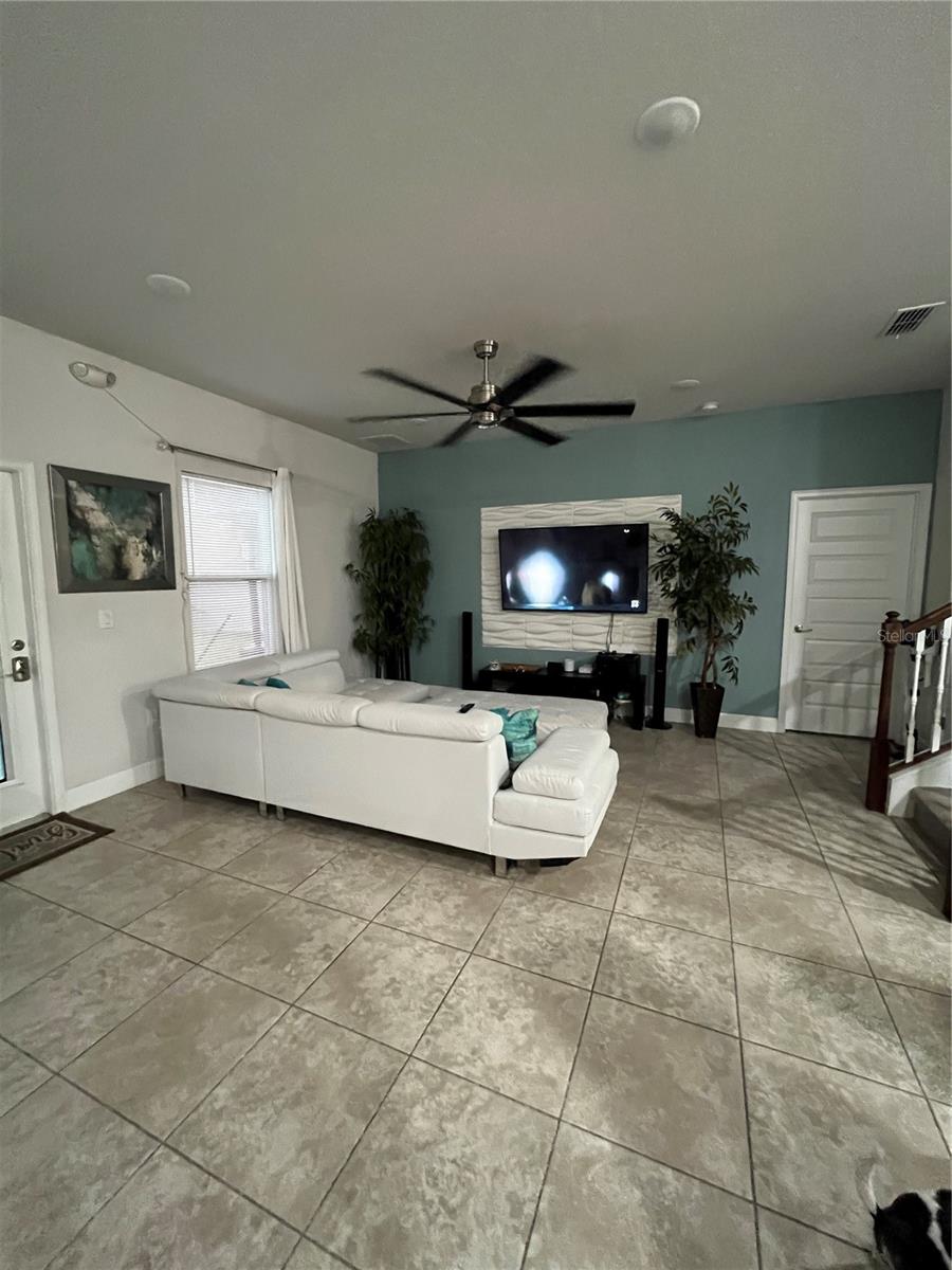 Single Family Residence at 823 CHINOY RD, DAVENPORT, photo 18 of 76