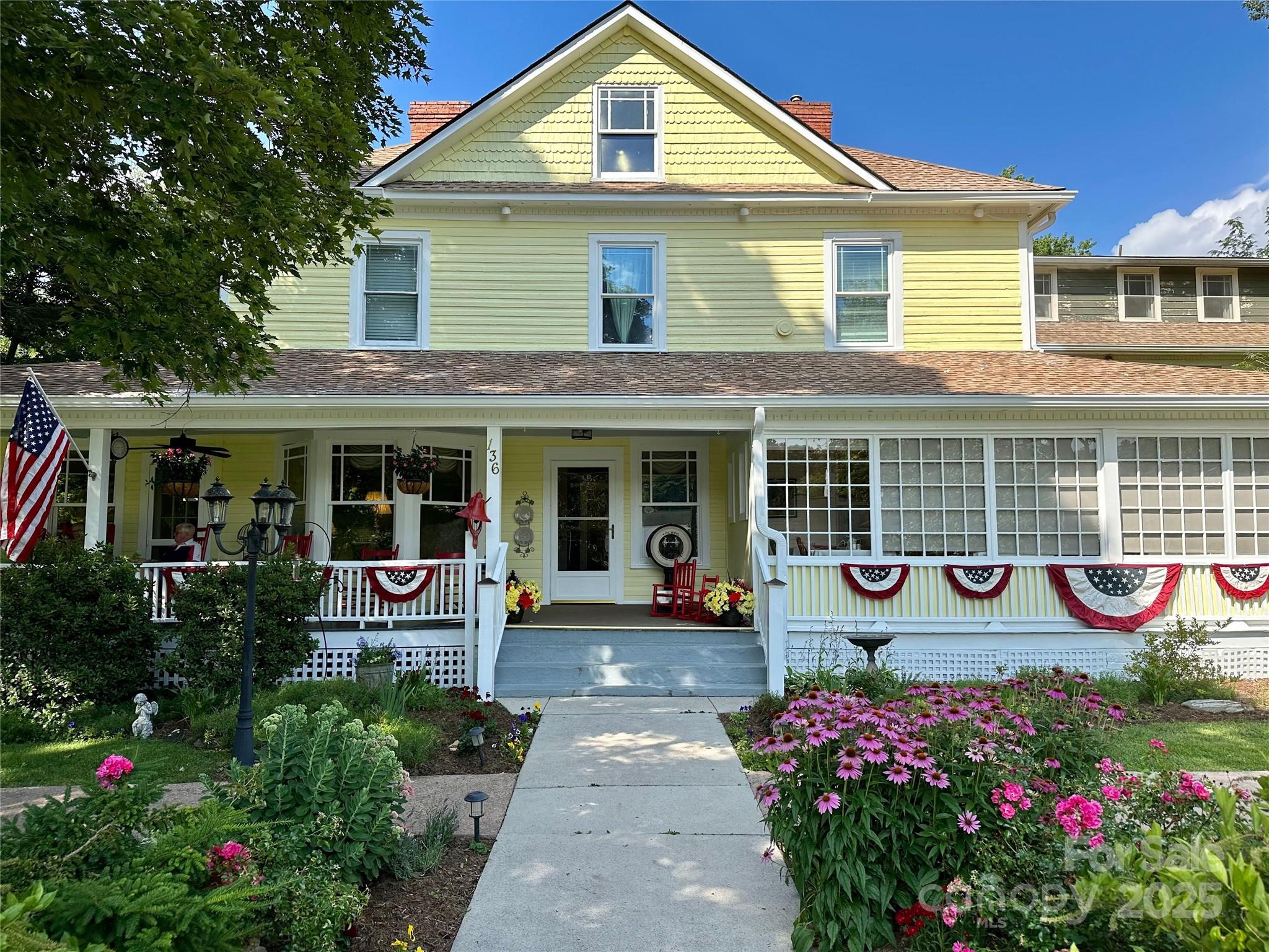 Bed/Breakfast at 136 N Dougherty Street, Black Mountain, photo 2 of 30