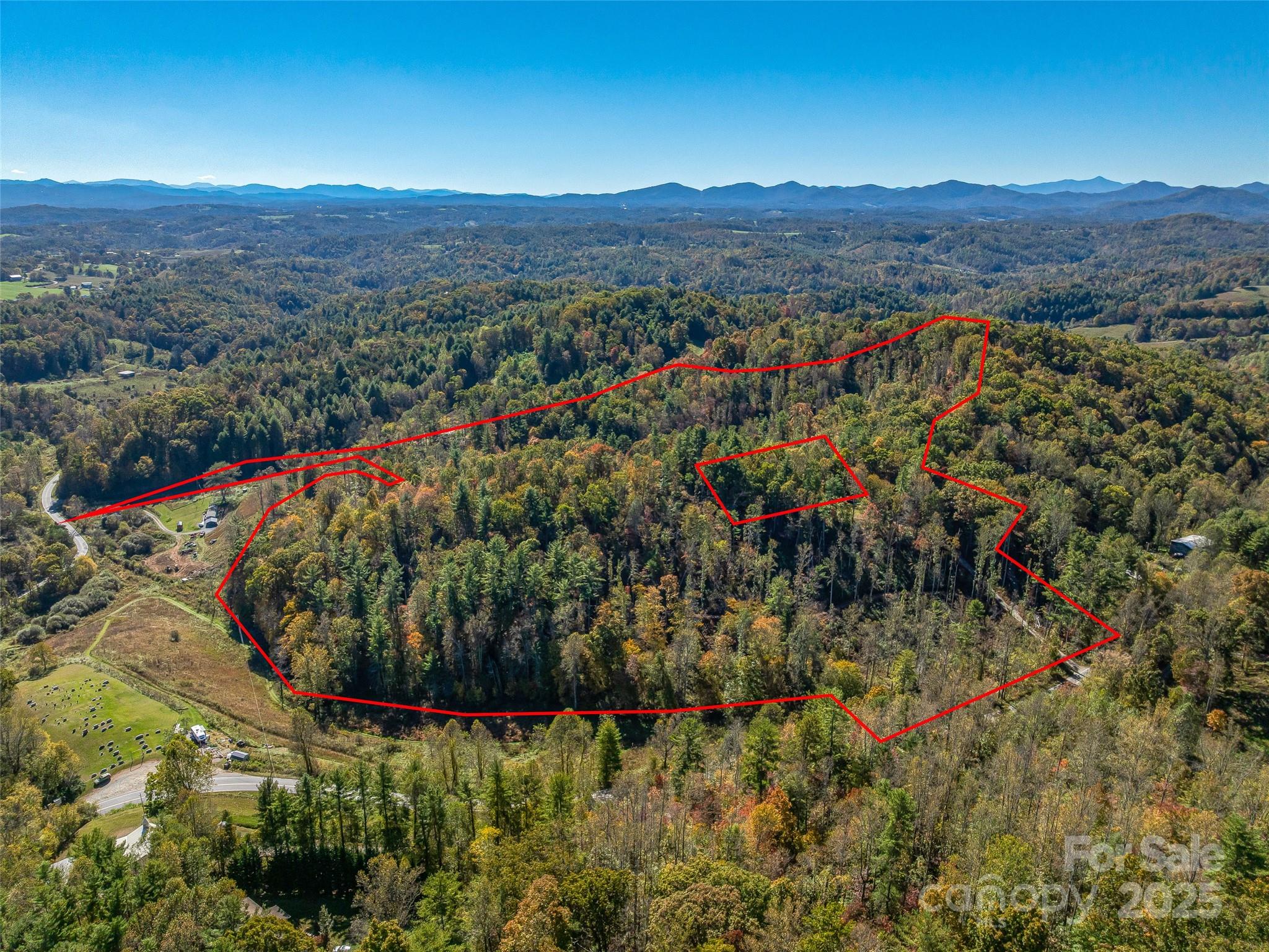Roughly 34 Acres of unrestricted land minutes from downtown Marshall! - 99999 Meadows Town Road, Marshall