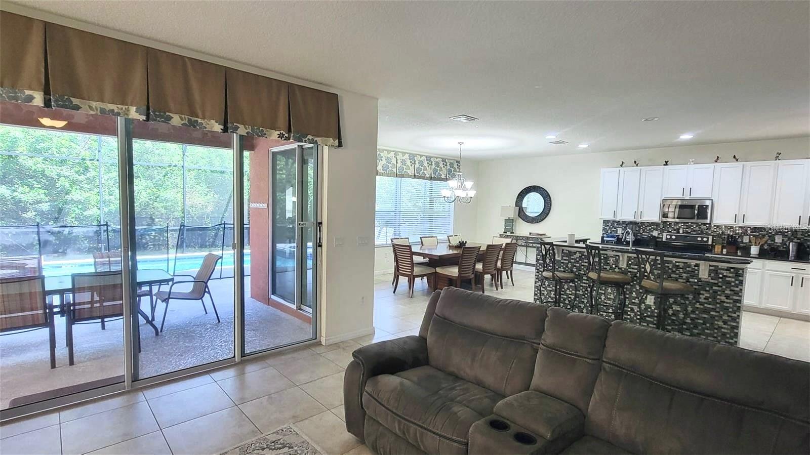 Single Family Residence at BELLAVIDA PH 1, KISSIMMEE, photo 7 of 40