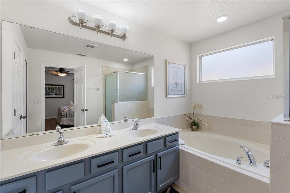 Single Family Residence at BELLAVIDA PH 1, KISSIMMEE, photo 10 of 40