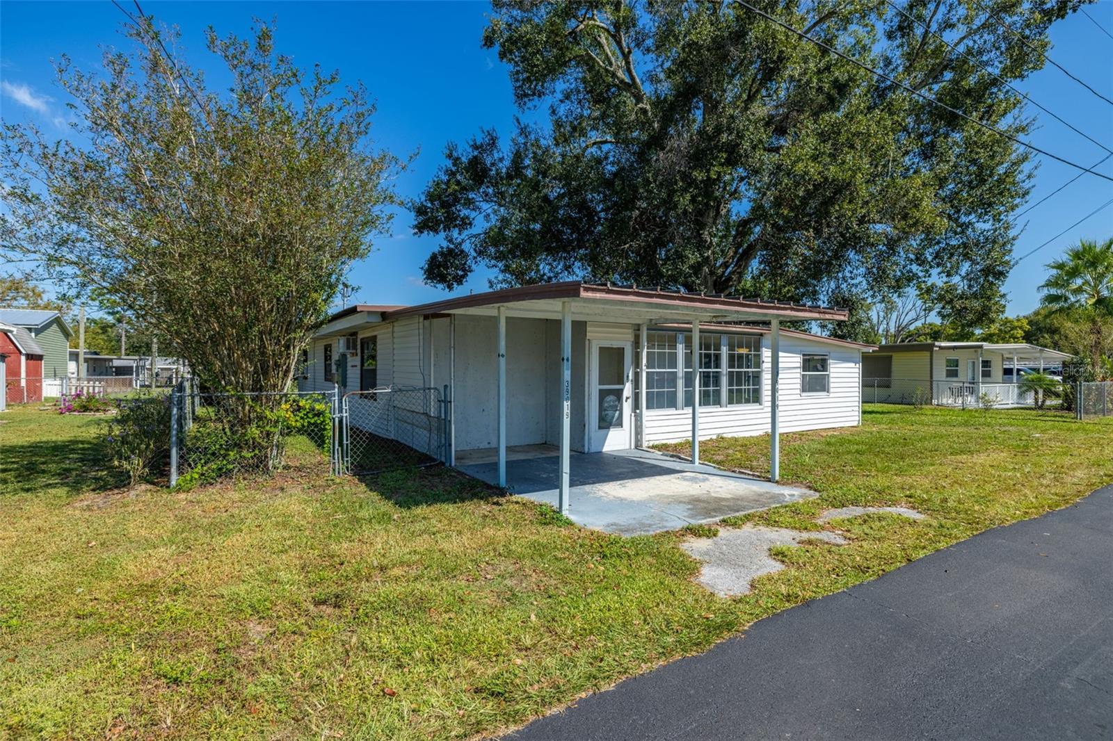 Single Family Residence at 39019 HEATH DR, ZEPHYRHILLS, photo 2 of 30