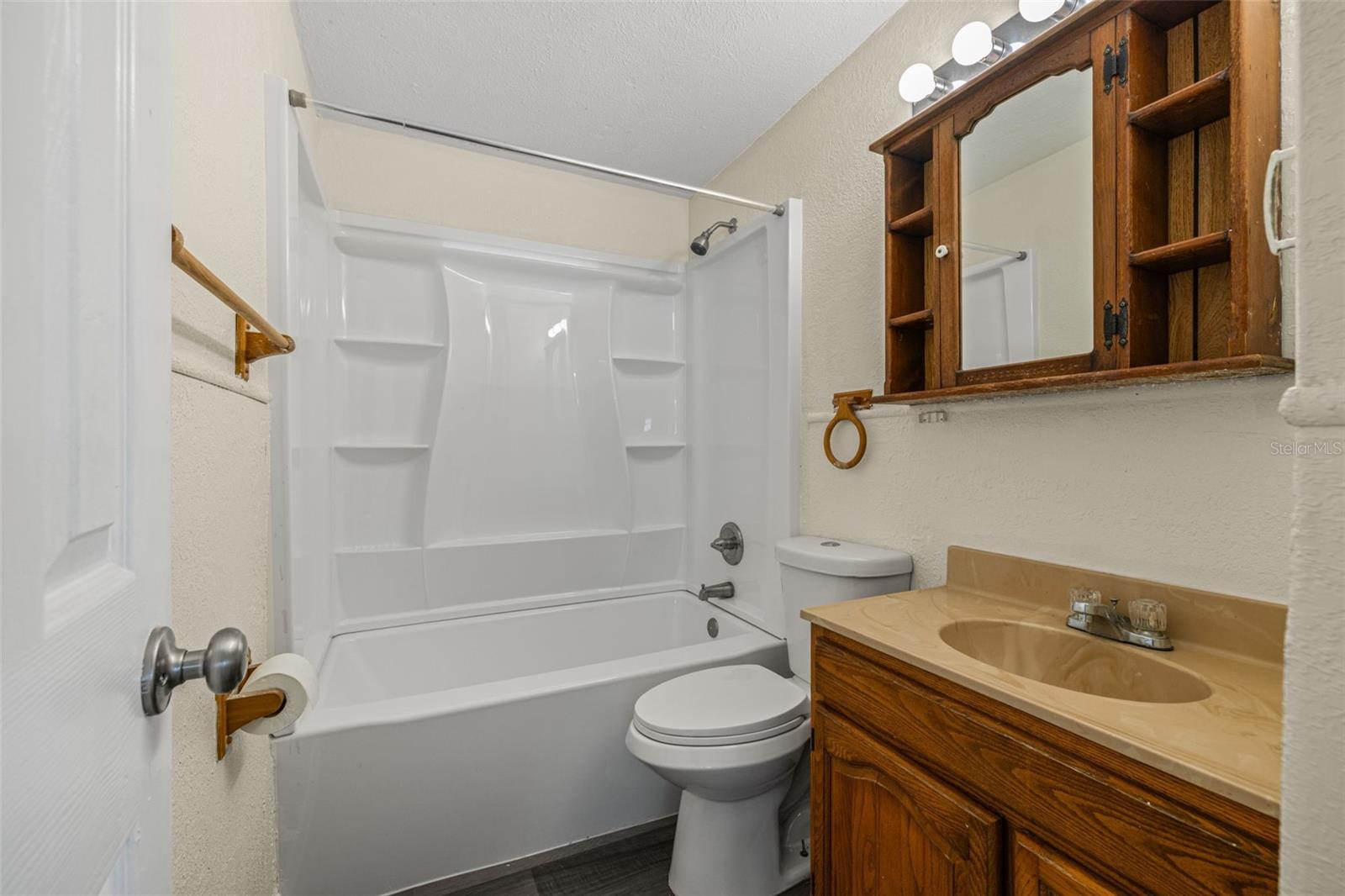 Single Family Residence at 39019 HEATH DR, ZEPHYRHILLS, photo 14 of 30