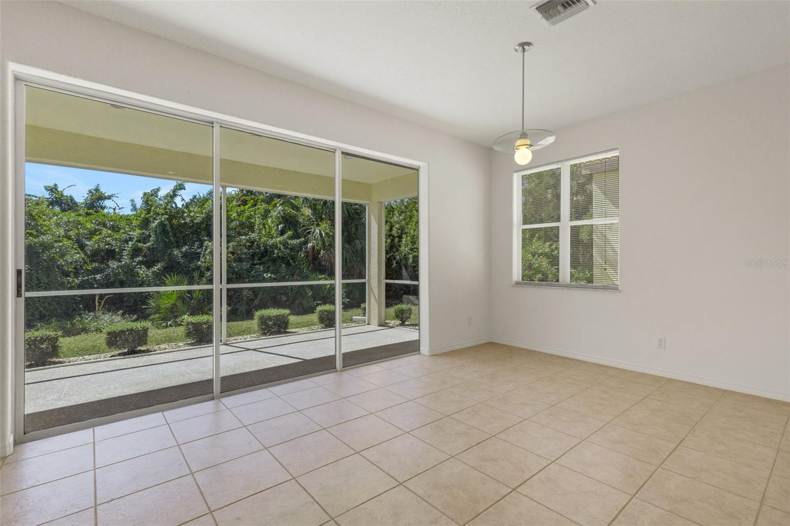 Single Family Residence at 26289 FEATHERSOUND DR, PUNTA GORDA, photo 12 of 62