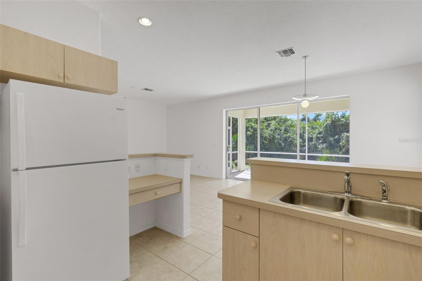 Single Family Residence at 26289 FEATHERSOUND DR, PUNTA GORDA, photo 17 of 62