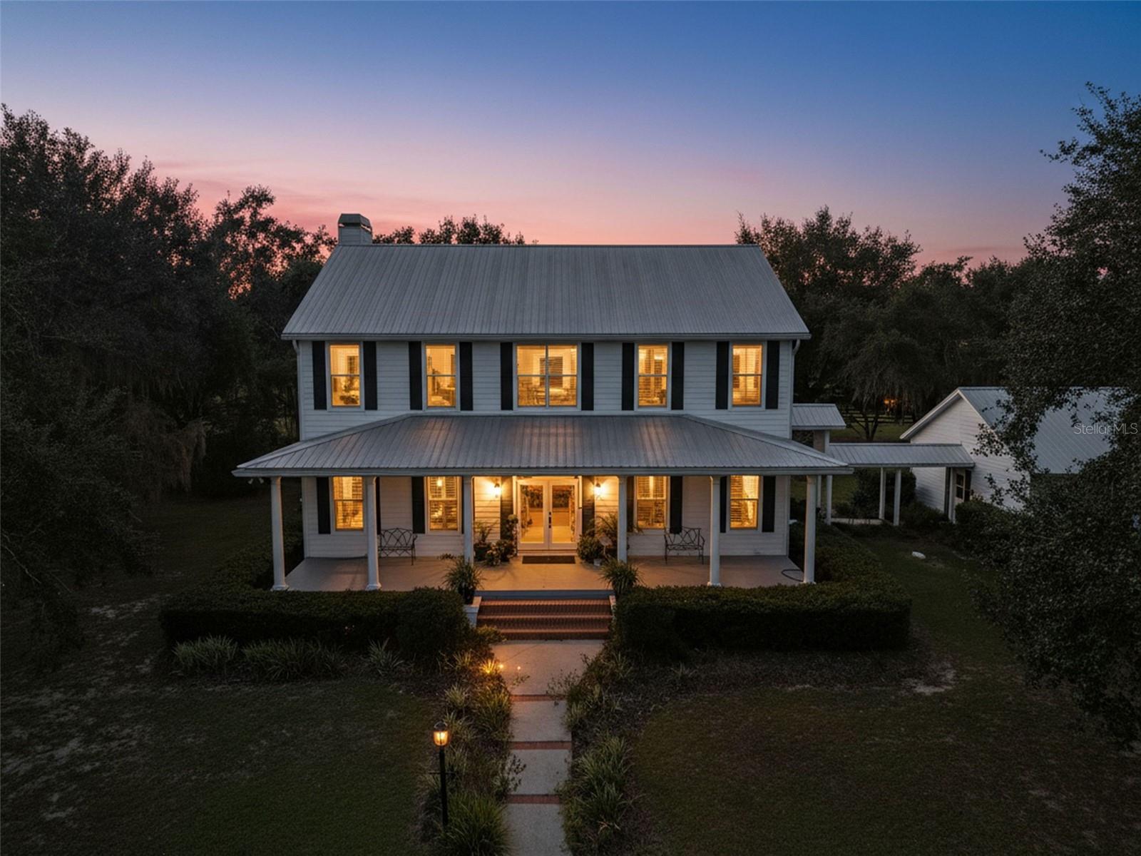 Single Family Residence at 23337 LAKE LINDSEY RD, BROOKSVILLE, photo 2 of 59