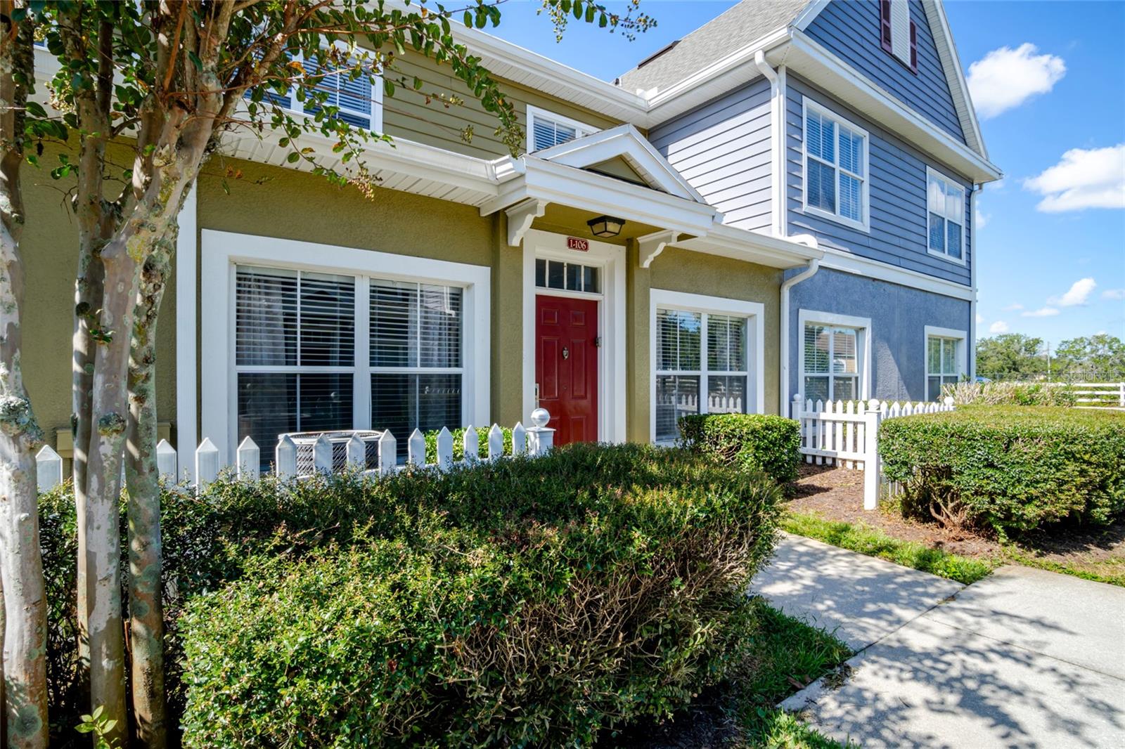 2610 LODI CIR #106