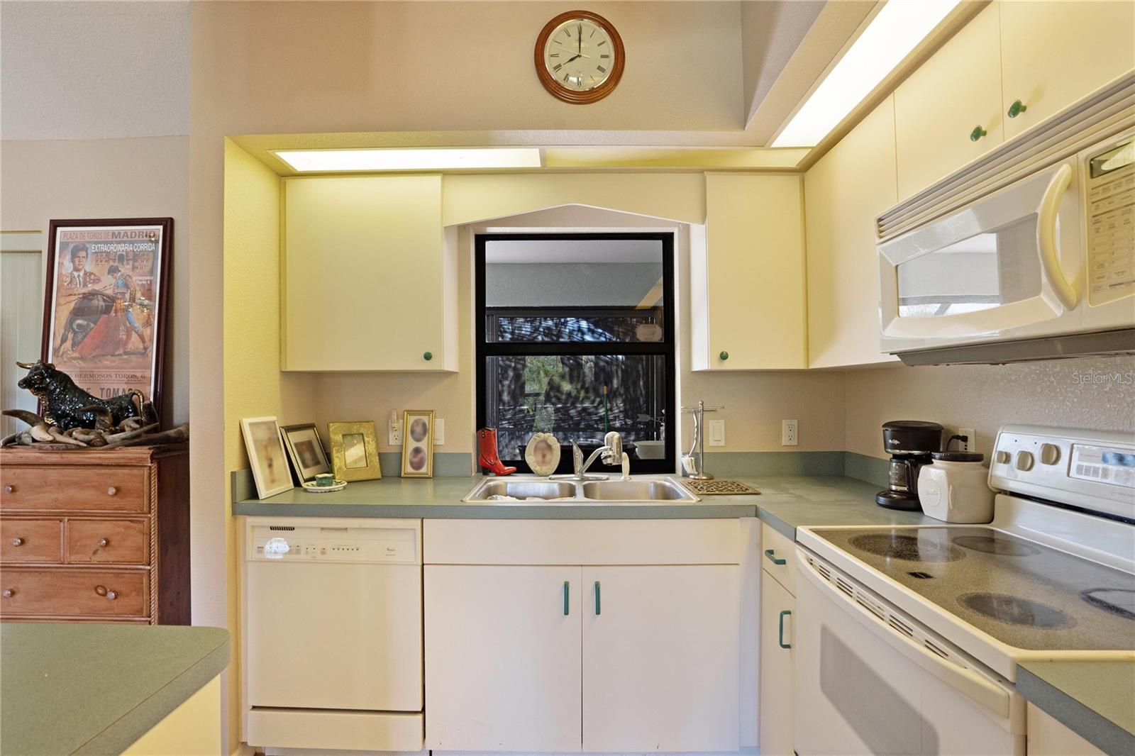 Single Family Residence at 268 CORY ST, PORT CHARLOTTE, photo 10 of 25
