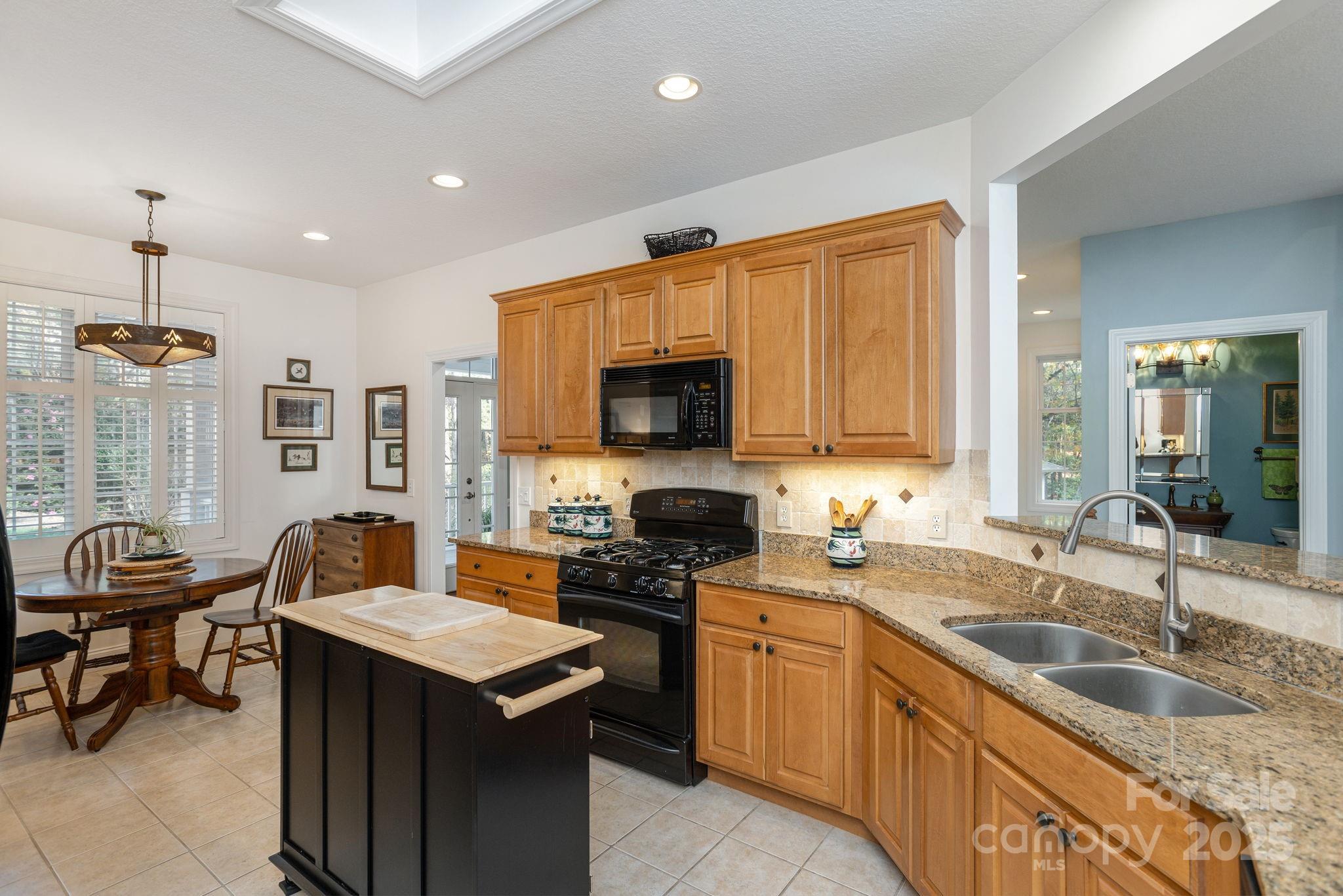 Single Family Residence at 115 Chancery Court, Flat Rock, photo 19 of 47