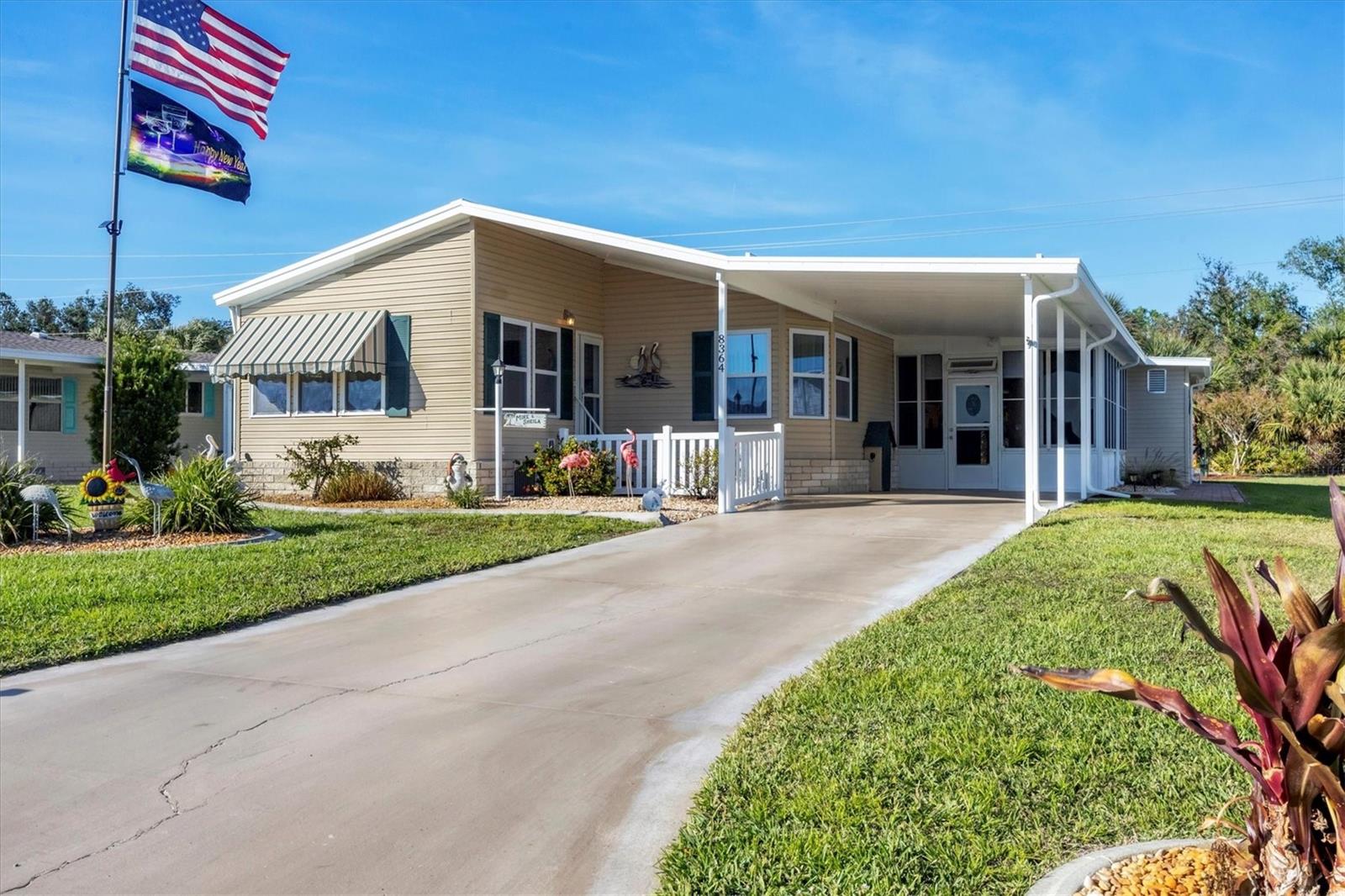 Manufactured Home at 8364 KINGLET DR, ENGLEWOOD, photo 2 of 38