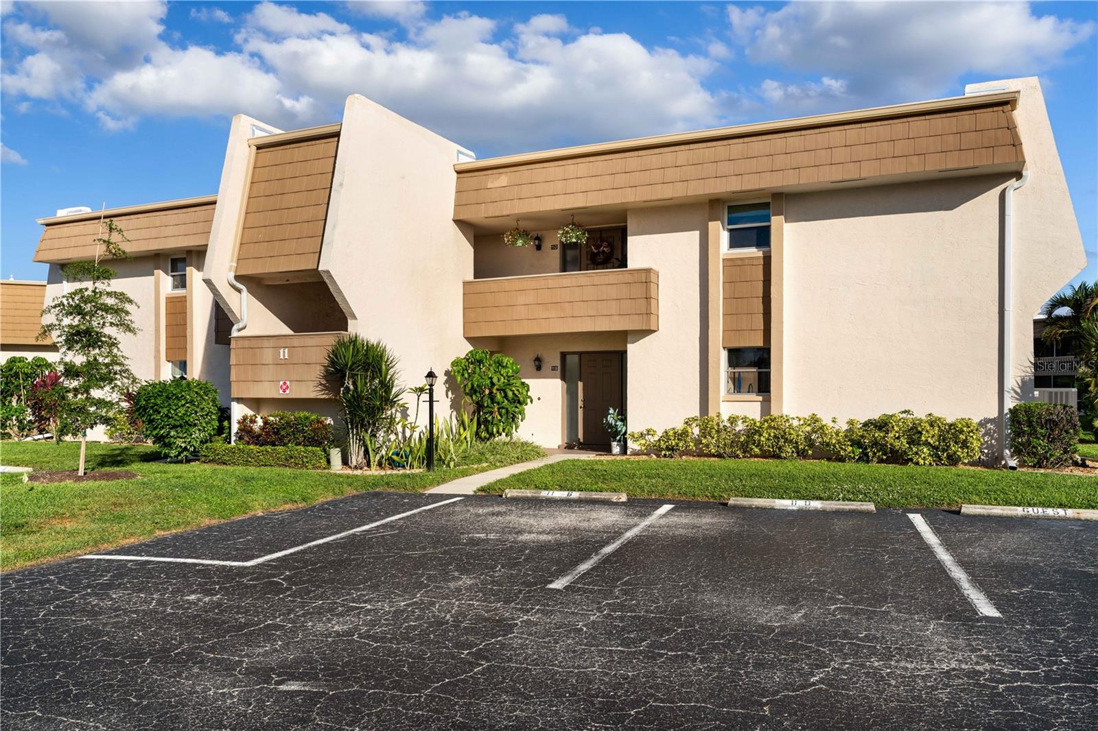 1080 BAL HARBOR BLVD #11B
