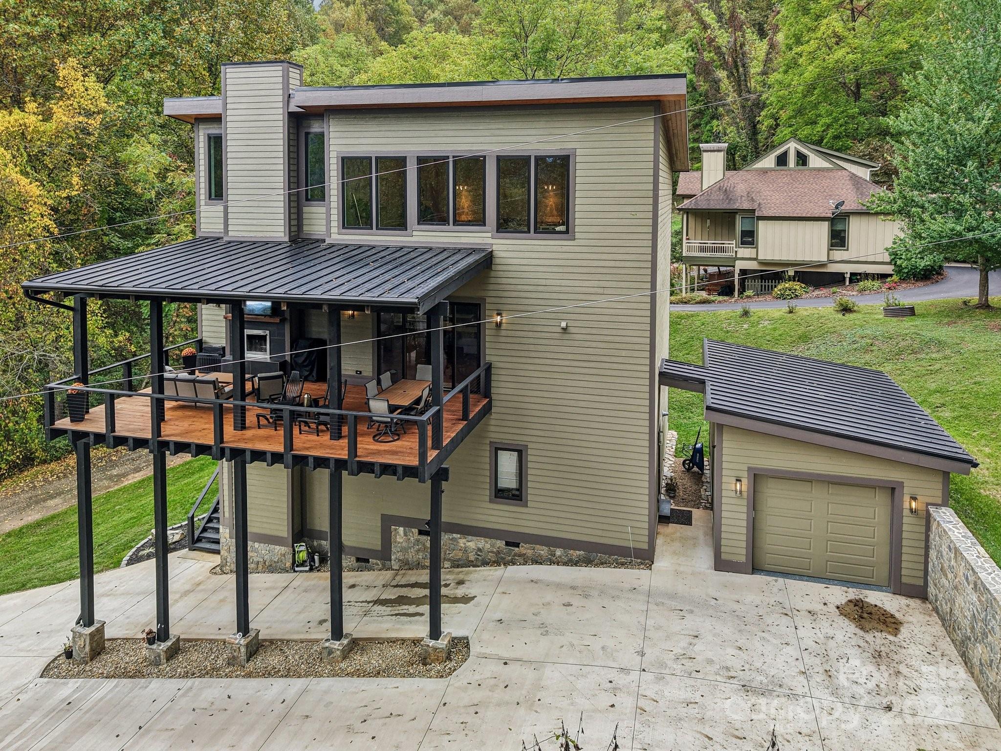Recent build by Valencia example of finish quality - Lot 45 Weatherwatch Lane, Waynesville