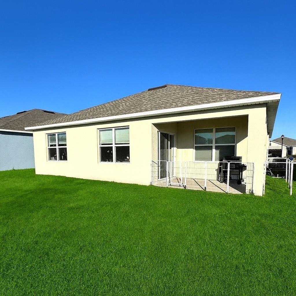 Single Family Residence at 1122 BRIMSTONE CIR, WINTER HAVEN, photo 16 of 17
