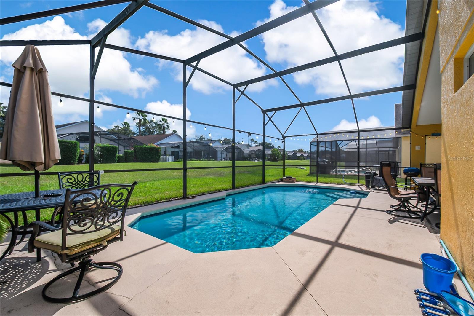 Patio/Pool - 134 LANGHAM DR, DAVENPORT