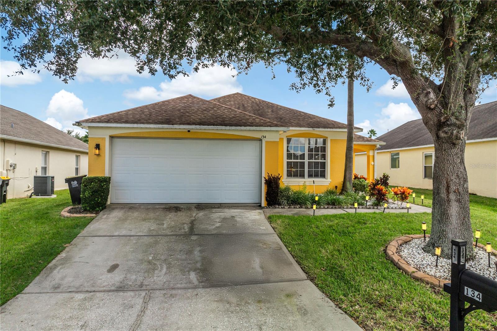 Front - 134 LANGHAM DR, DAVENPORT