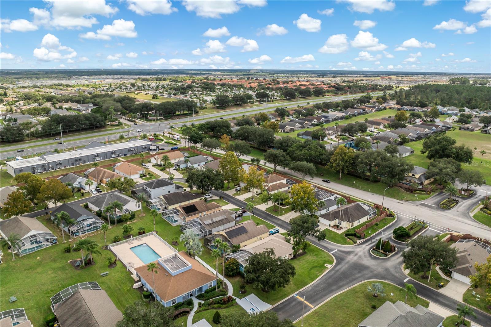 Community - 134 LANGHAM DR, DAVENPORT
