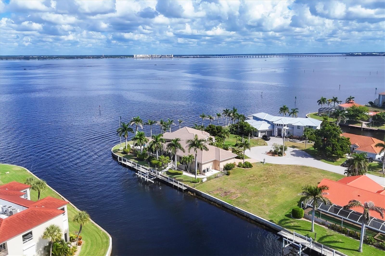 7 HIBISCUS DR