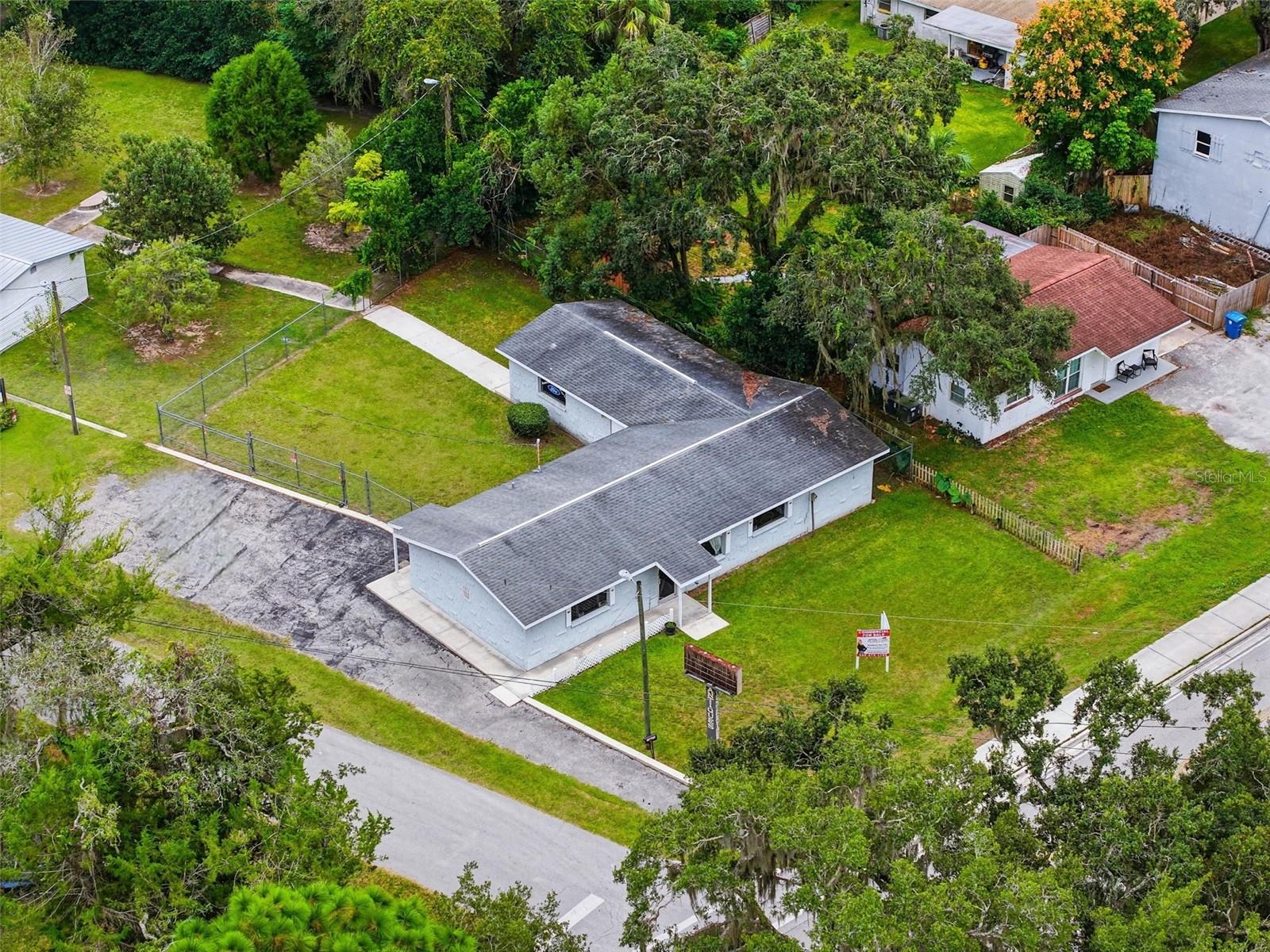 Retail at 1340 HOWELL AVE, BROOKSVILLE, photo 10 of 36