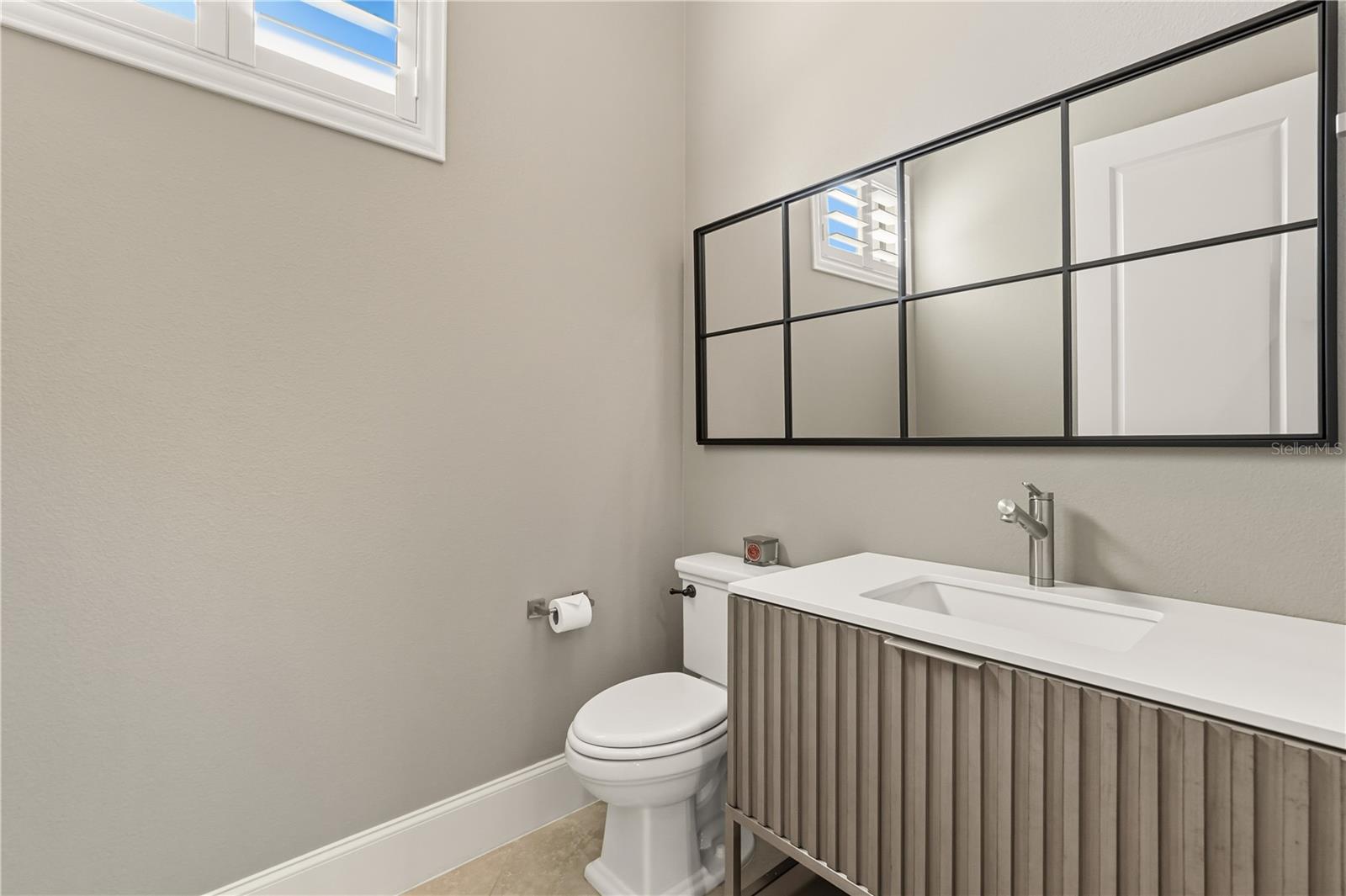Powder room - 355 OCEAN CREST DR, PALM COAST