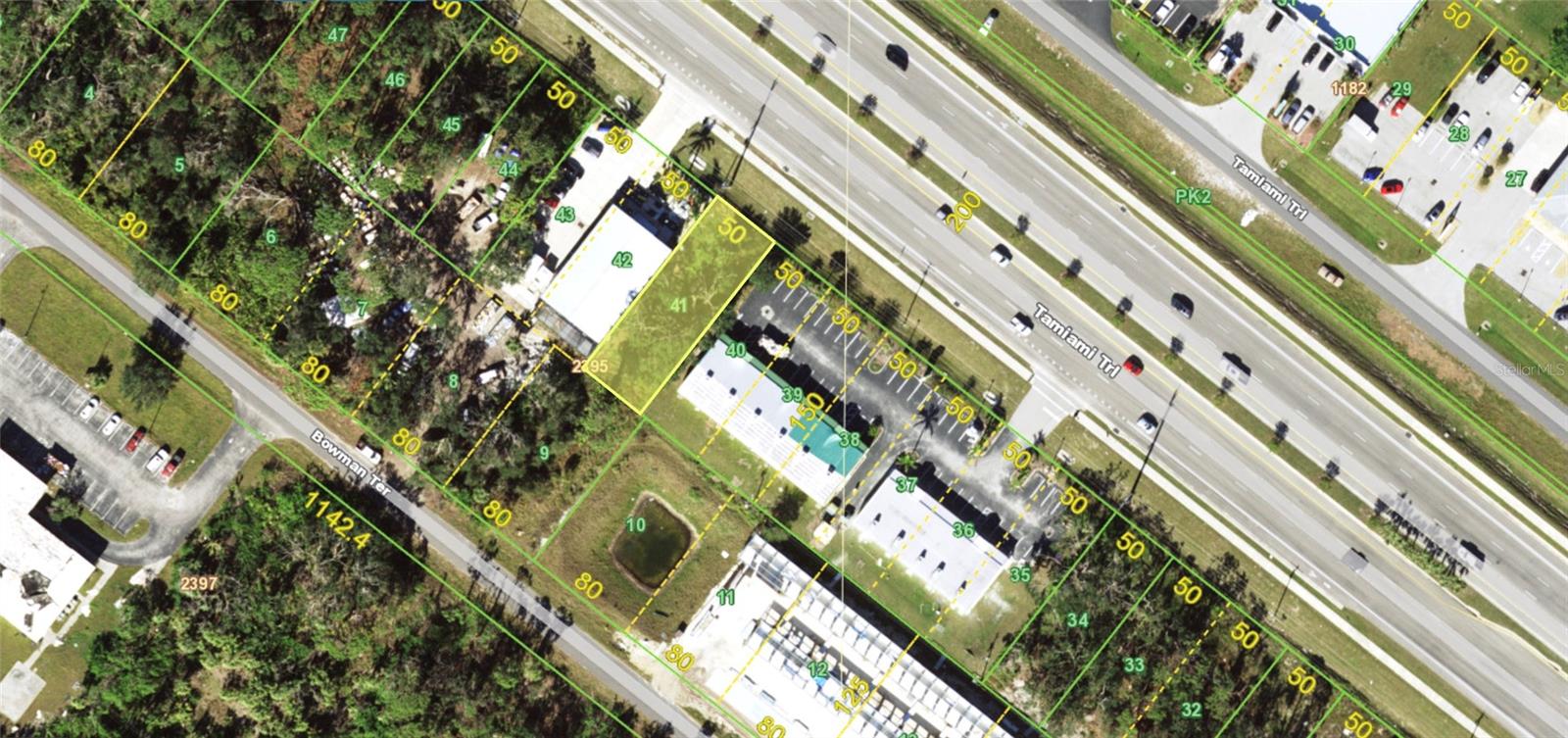 521 TAMIAMI TRL