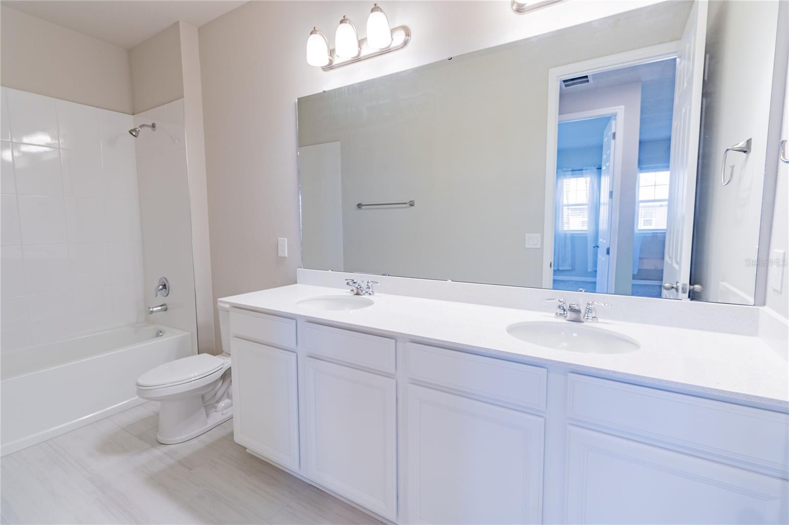 Single Family Residence at 2290 RAVEN RIDGE RD, CLERMONT, photo 14 of 27