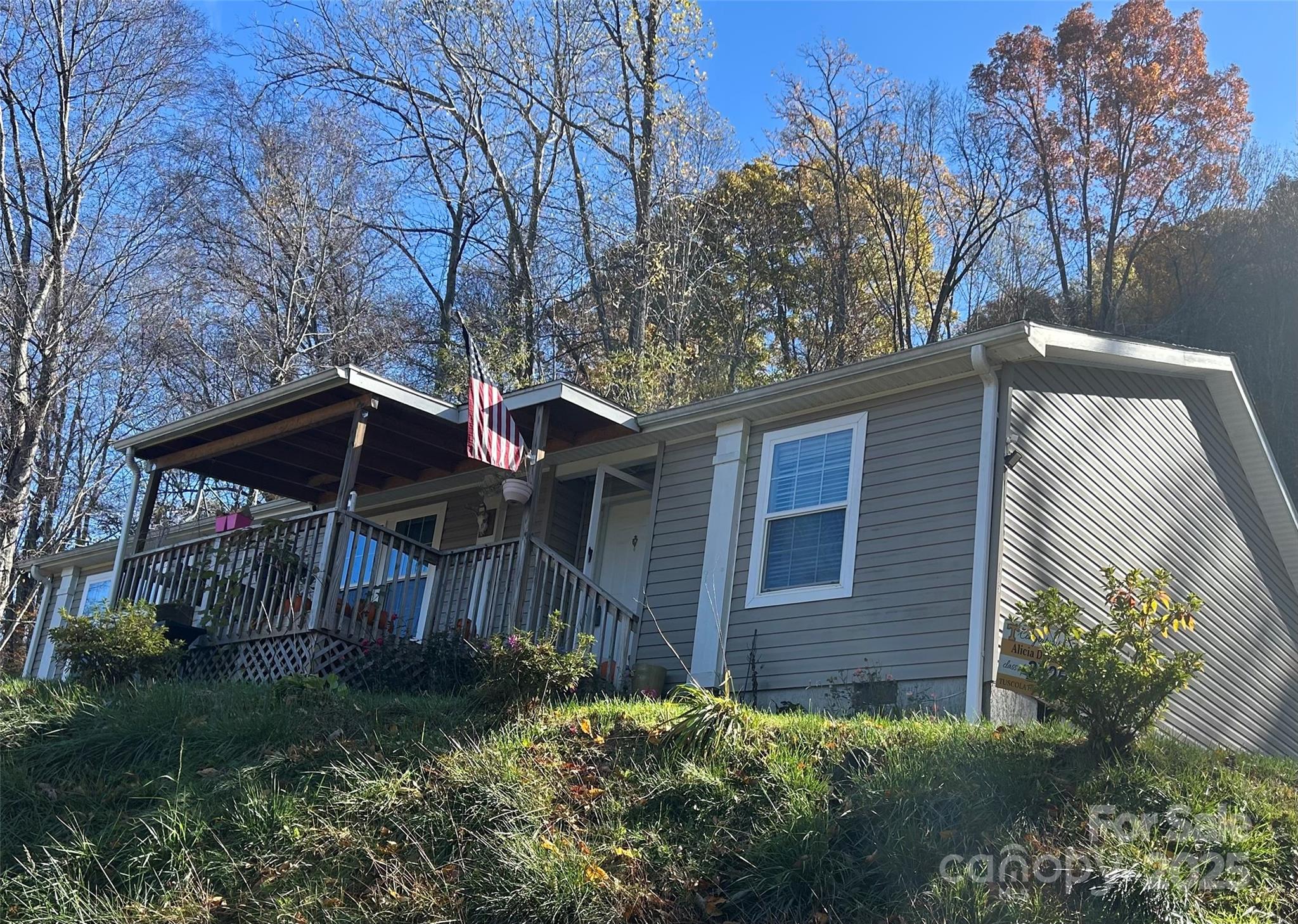 415 Rovingwood Drive