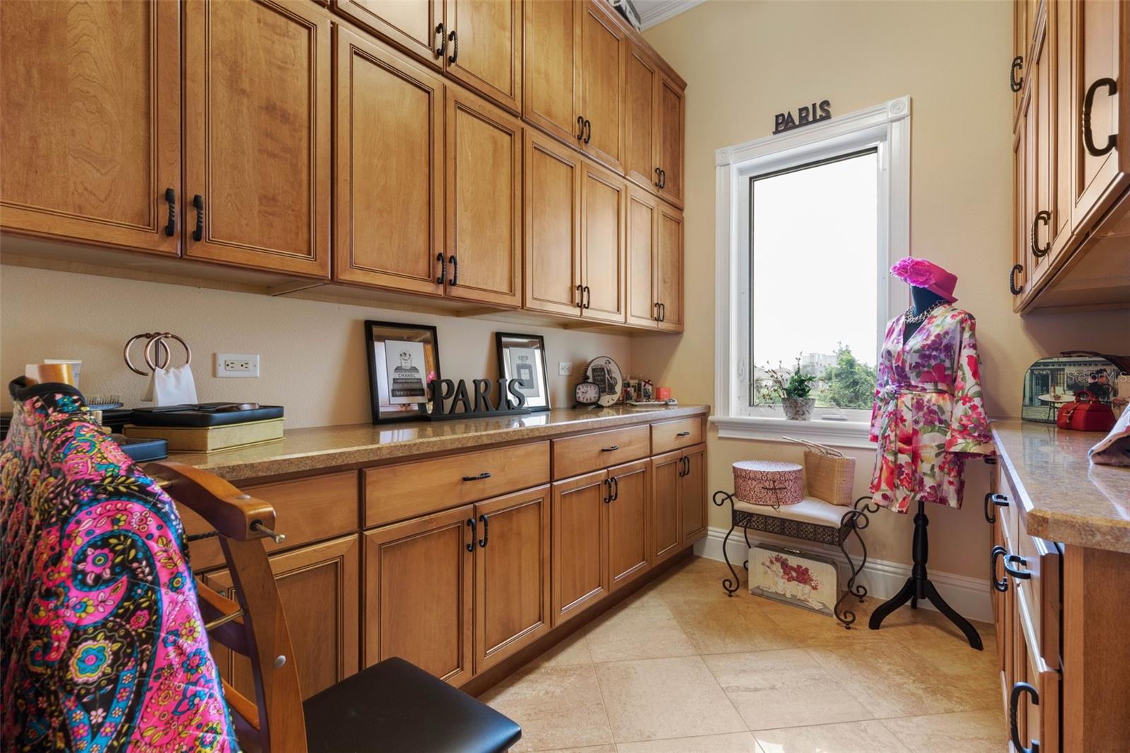 Dressing Room in Primary Bedroom - 44 OCEAN OAKS LN, PALM COAST