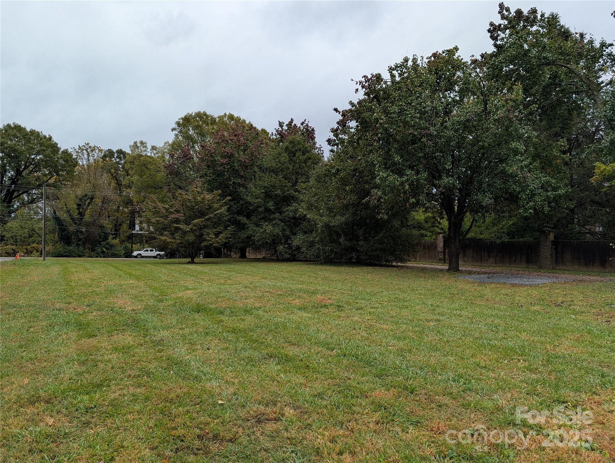 1332 Mecklenburg Highway