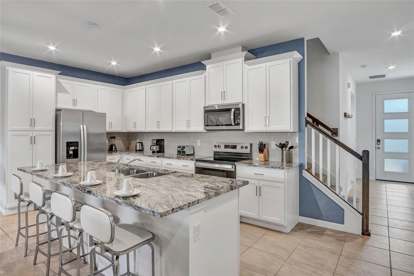 Stainless steel appliances - 2382 ZABALLINA PL, KISSIMMEE