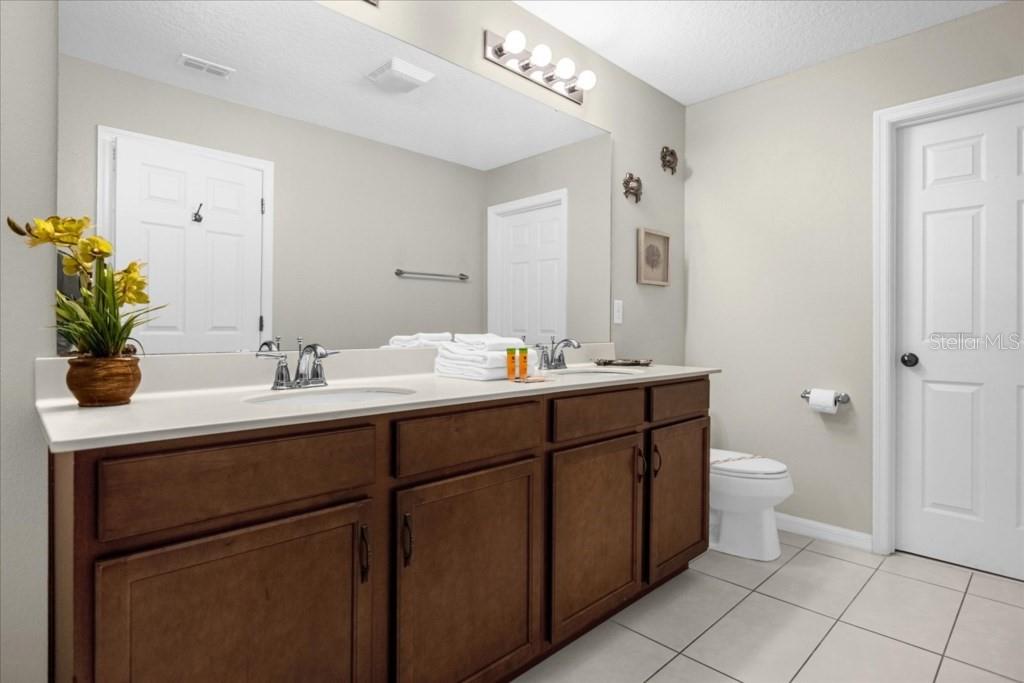 Townhouse at 1540 CAREY PALM CIR, KISSIMMEE, photo 20 of 33