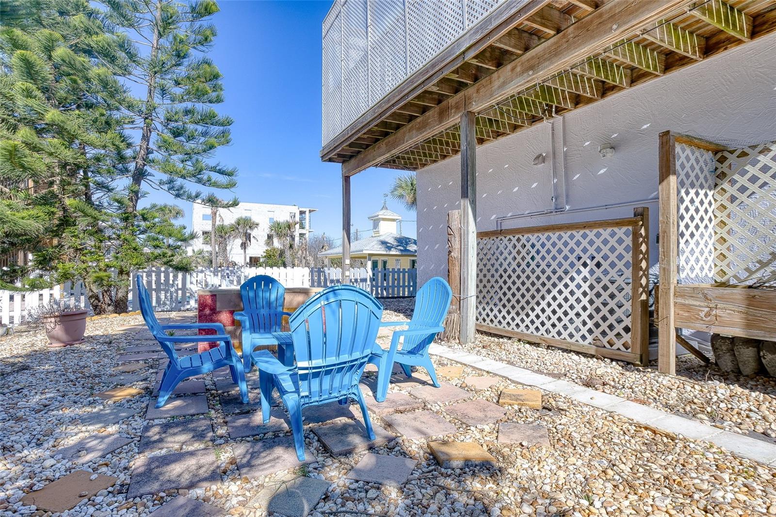 Backyard seating - 6618 S ATLANTIC AVE, NEW SMYRNA BEACH