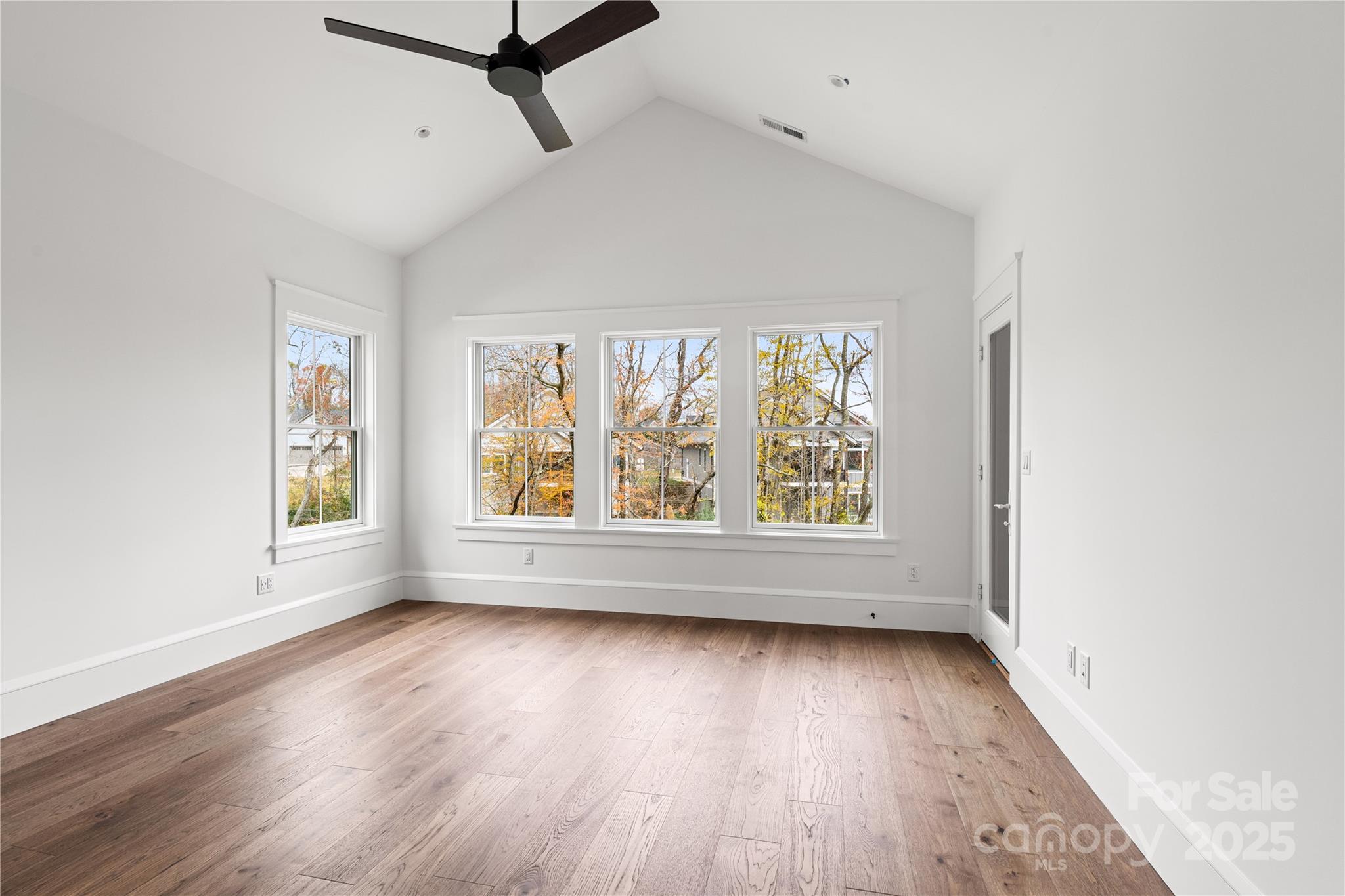 Owner's Bedroom - 127 Creekside Valley Lane, Arden