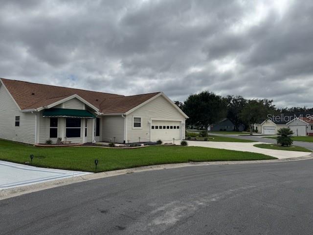 Single Family Residence at 903 RAMOS DR, THE VILLAGES, photo 2 of 26
