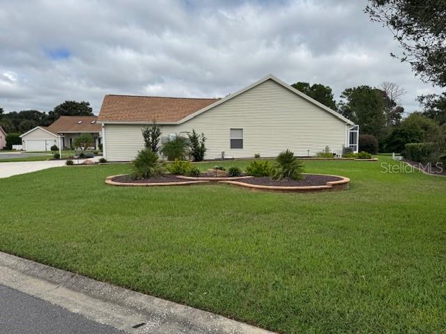 Single Family Residence at 903 RAMOS DR, THE VILLAGES, photo 4 of 26