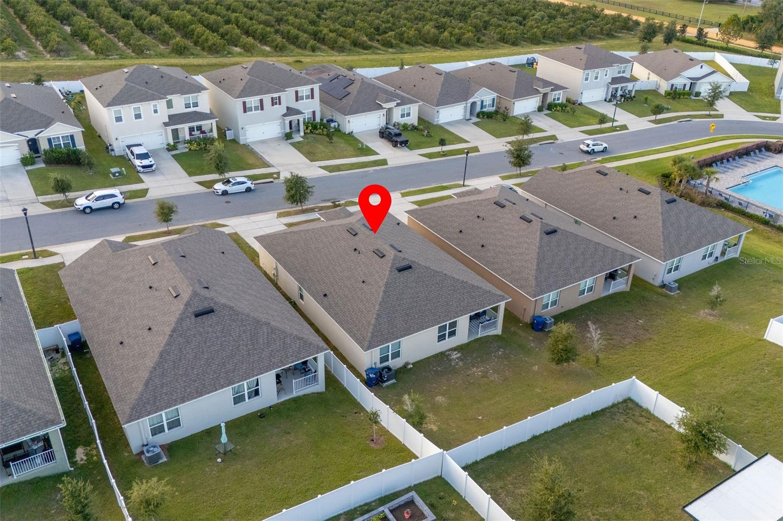 Single Family Residence at 9537 BLACK WALNUT DR, CLERMONT, photo 4 of 42