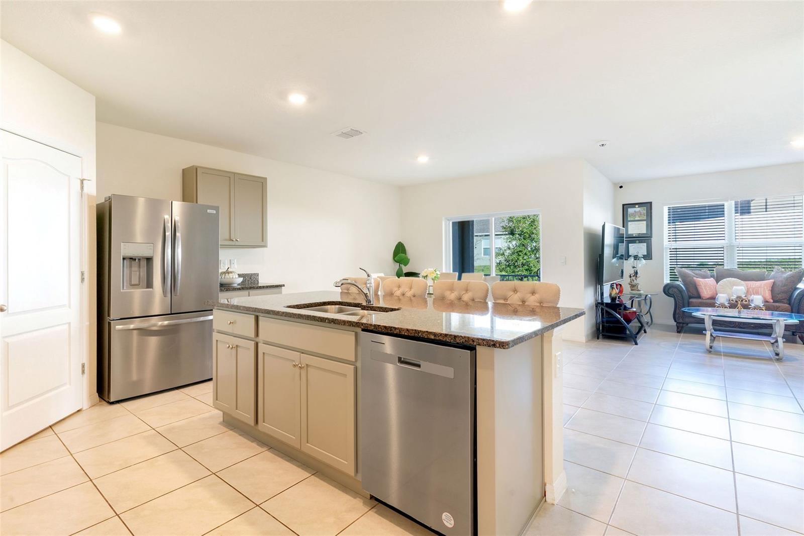 Single Family Residence at 9537 BLACK WALNUT DR, CLERMONT, photo 10 of 42