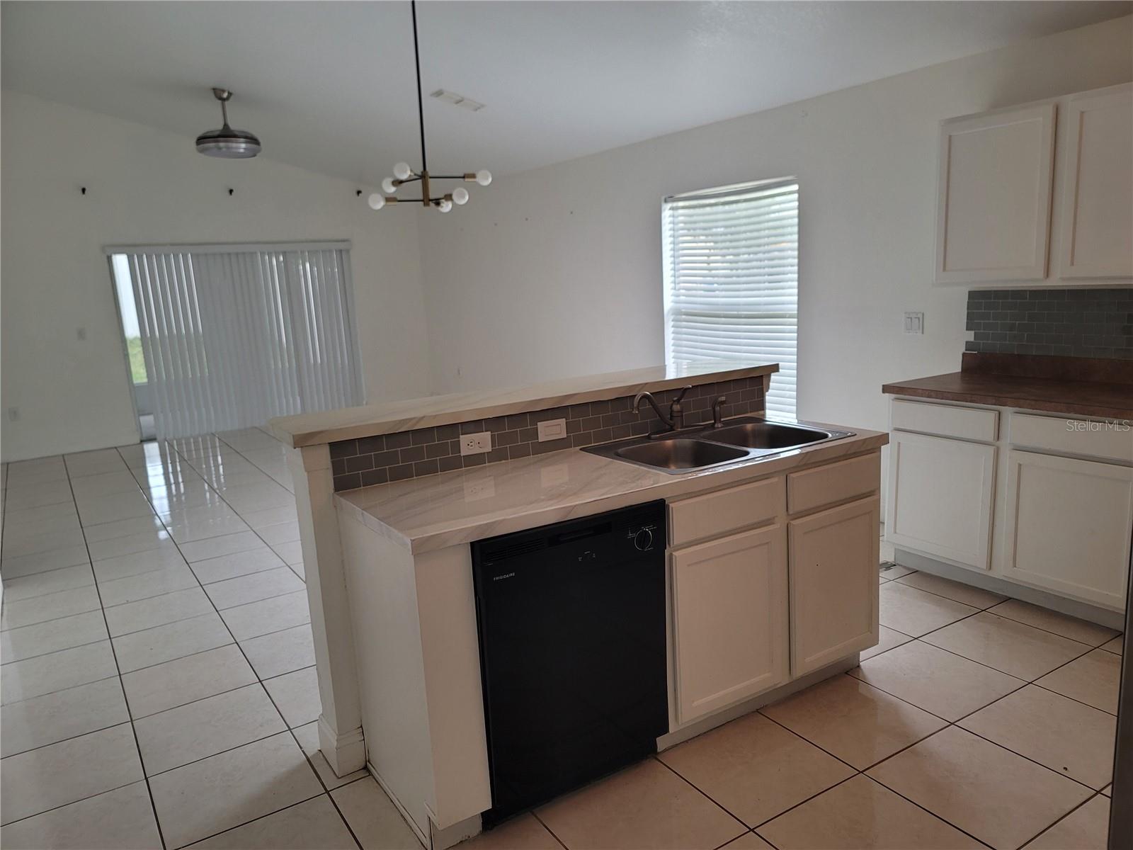 Single Family Residence at 601 ASTOR DR, HAINES CITY, photo 7 of 18