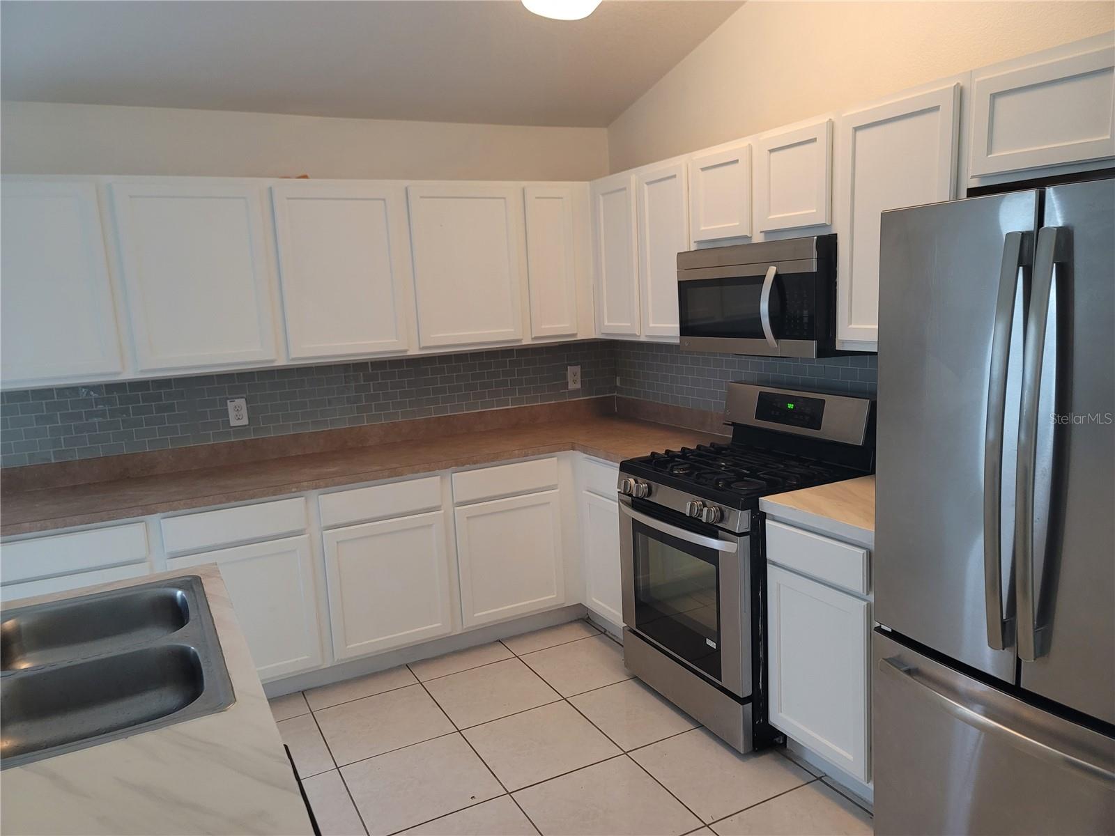Single Family Residence at 601 ASTOR DR, HAINES CITY, photo 8 of 18