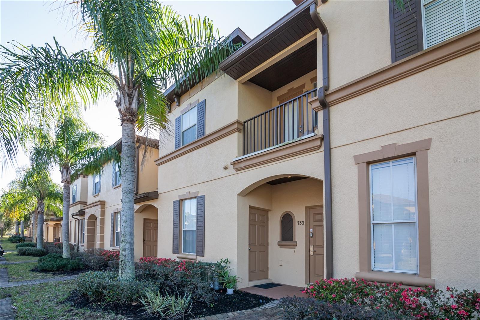 Townhouse at 733 CALABRIA AVE, DAVENPORT, photo 6 of 56