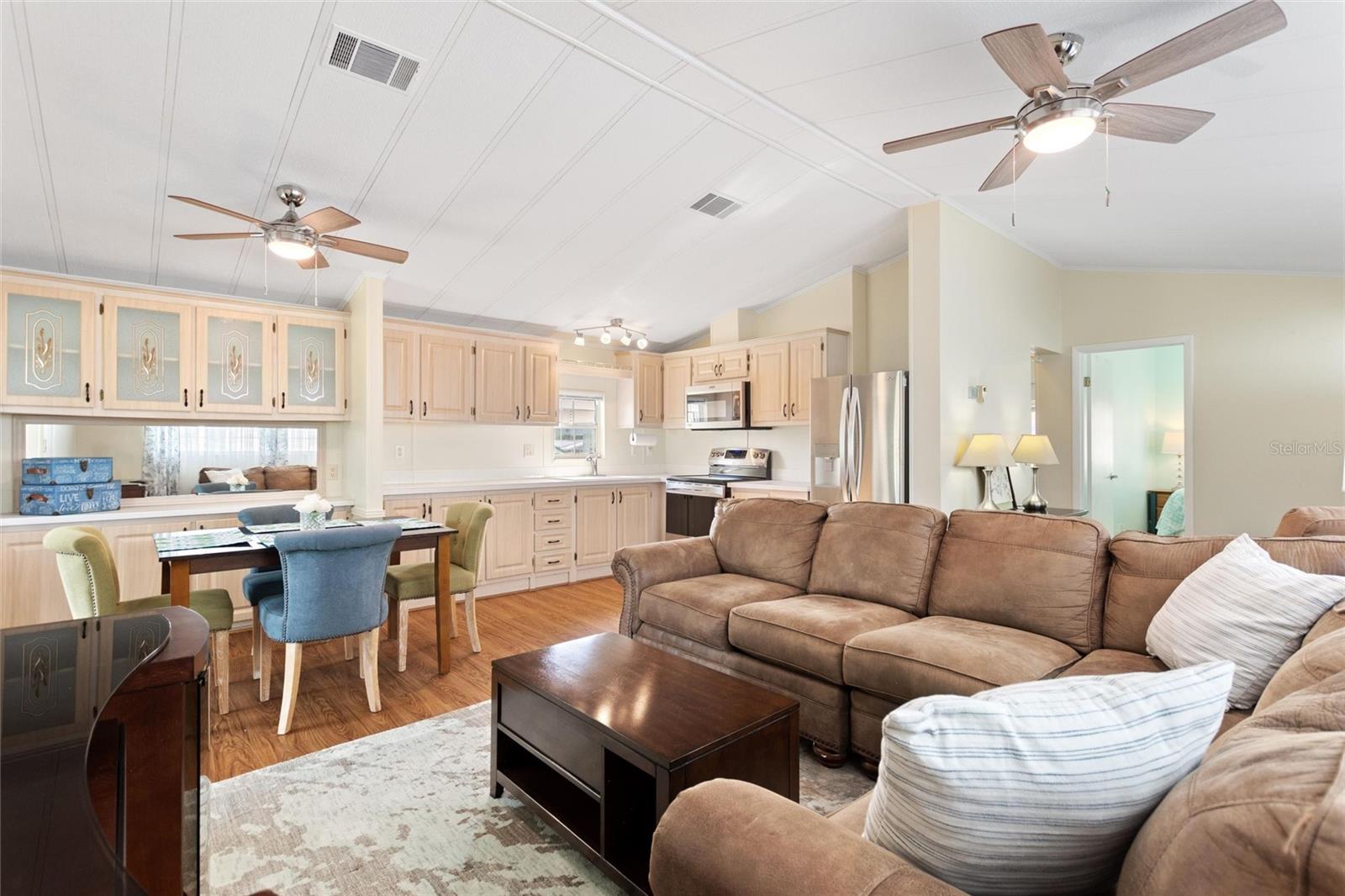 Newer ceiling fans throughout - 16 CHAMPIONSHIP DR, DAVENPORT