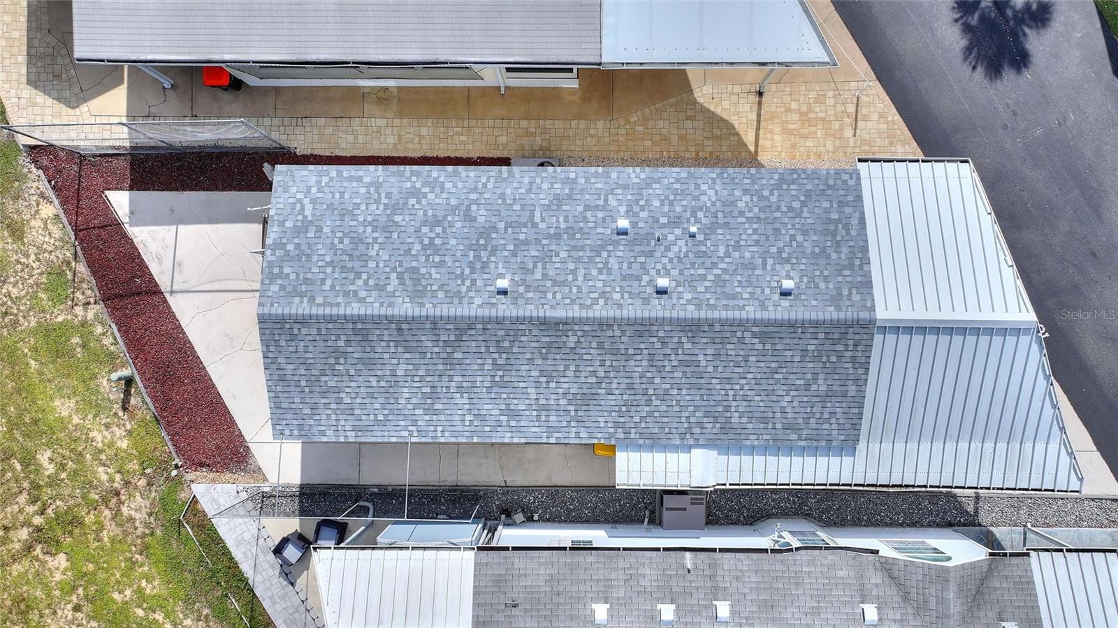 Shingled roof replaced 2025 - 16 CHAMPIONSHIP DR, DAVENPORT