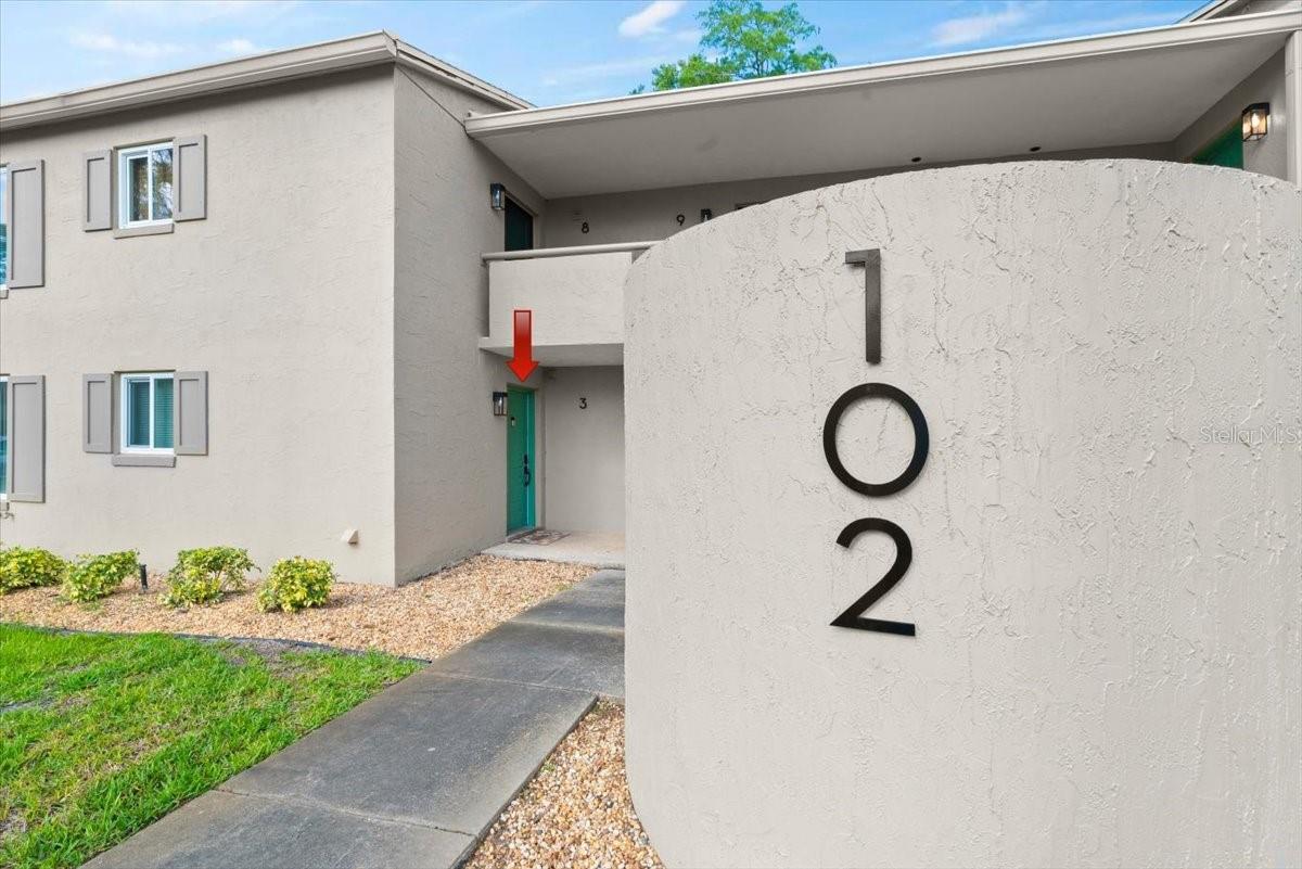 102 BOB WHITE CT #102C